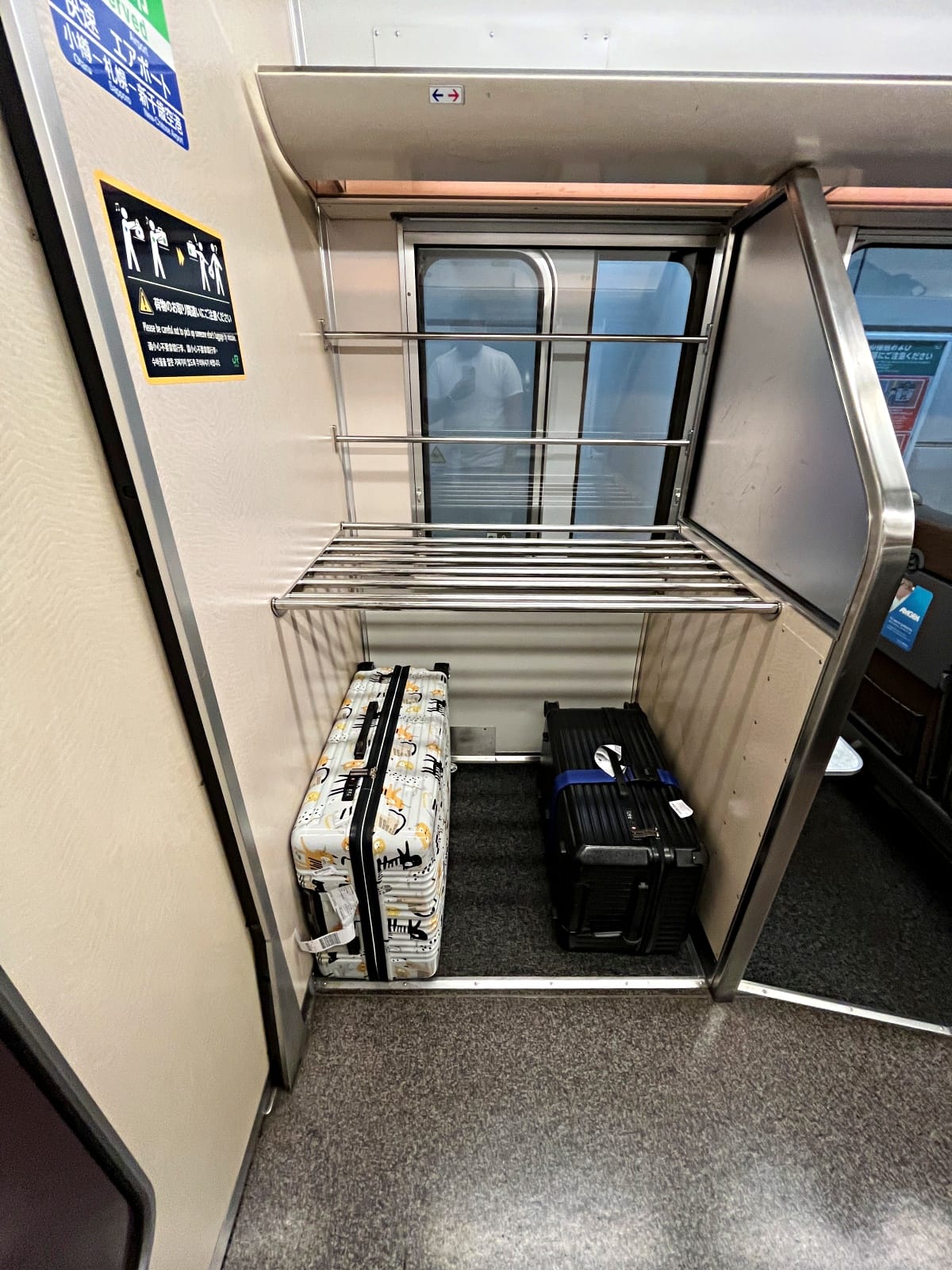 JR北海道 札幌新千歲機場 快速Airport號 | 札幌機場交通推薦 | 尖峰10分鐘一班車 | 指定席USeat