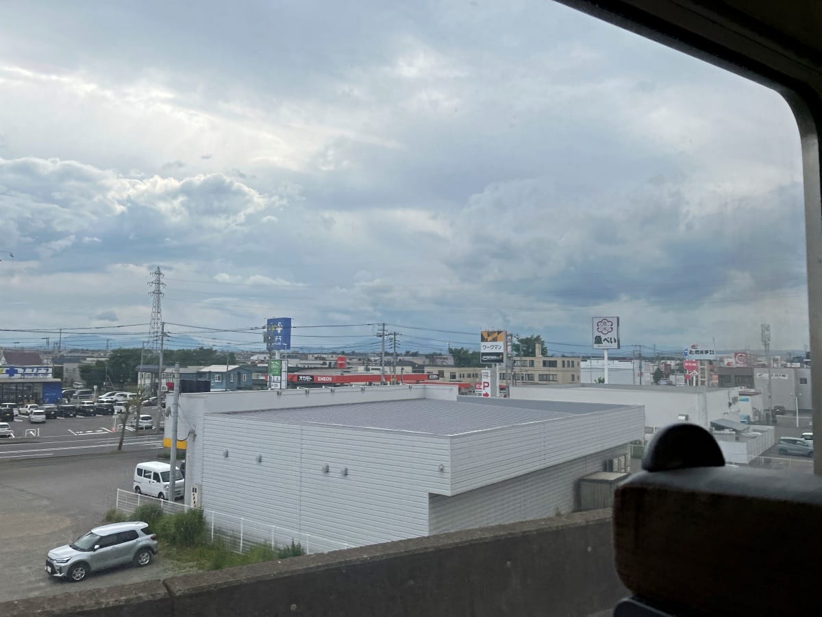 JR北海道 札幌新千歲機場 快速Airport號 | 札幌機場交通推薦 | 尖峰10分鐘一班車 | 指定席USeat