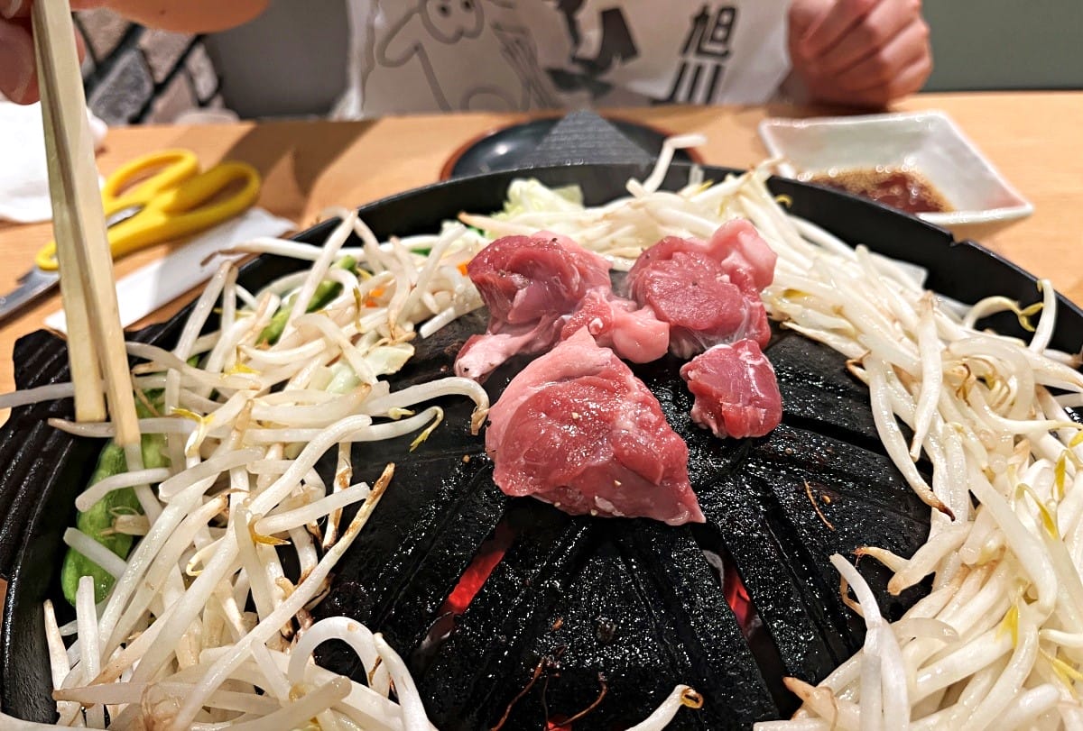 北海道羊肉燒烤 Hitsujiya 旭川成吉思汗 | 旭川在地小店北海道必吃的成吉思汗烤肉 | 成吉思汗烤肉推薦 - 第23張圖 北海道羊肉燒烤 Hitsujiya 旭川成吉思汗 | 旭川在地小店北海道必吃的成吉思汗烤肉 | 成吉思汗烤肉推薦