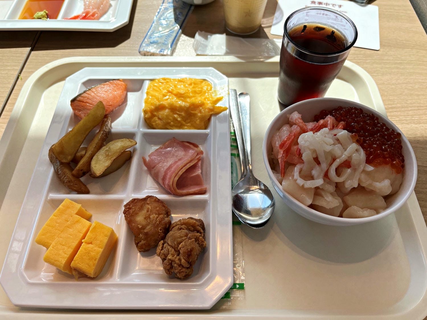 北海道旭川住宿 Hotel Wing International Asahikawa | 旭川站前永安國際飯店早餐 | 早餐就吃豪華海鮮蓋飯 - 第34張圖 北海道旭川住宿 Hotel Wing International Asahikawa | 旭川站前永安國際飯店早餐 | 早餐就吃豪華海鮮蓋飯