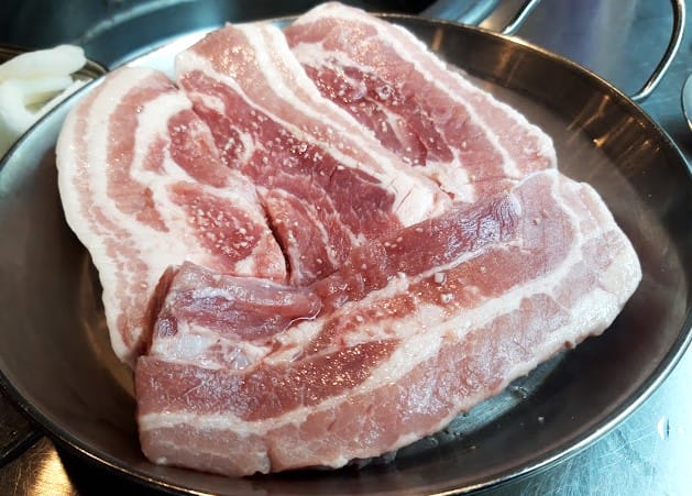 首爾燒肉吃到飽 | 花露山會 雲西站店 | 400台幣韓式燒肉吃到飽 | 仁川機場雲西站 | 首爾仁川轉機飯店推薦 - 第14張圖 首爾燒肉吃到飽 | 花露山會 雲西站店 | 400台幣韓式燒肉吃到飽 | 仁川機場雲西站 | 首爾仁川轉機飯店推薦