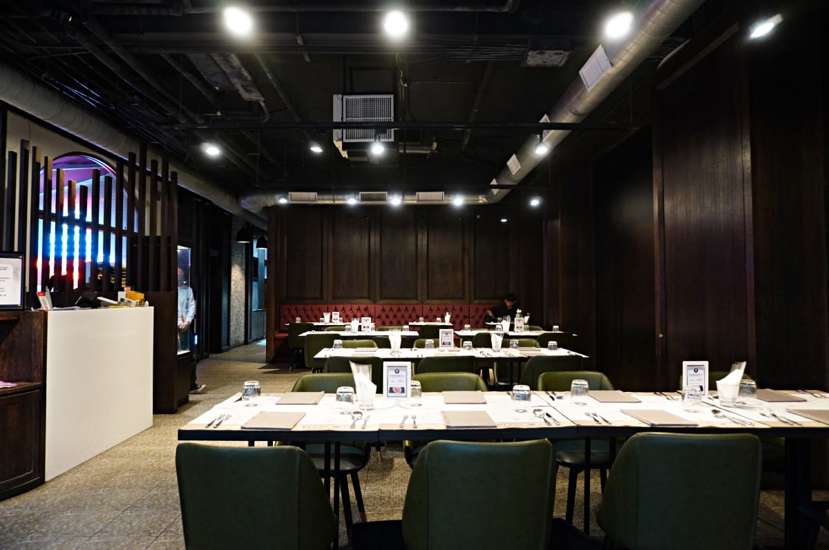 凱恩斯岩燒餐廳 高雄巨蛋店 | 高雄牛排 | 健康好玩的澳洲岩石燒肉 | 夠滿足海陸雙人套餐 - 第1張圖 凱恩斯岩燒餐廳 高雄巨蛋店 | 高雄牛排 | 健康好玩的澳洲岩石燒肉 | 夠滿足海陸雙人套餐