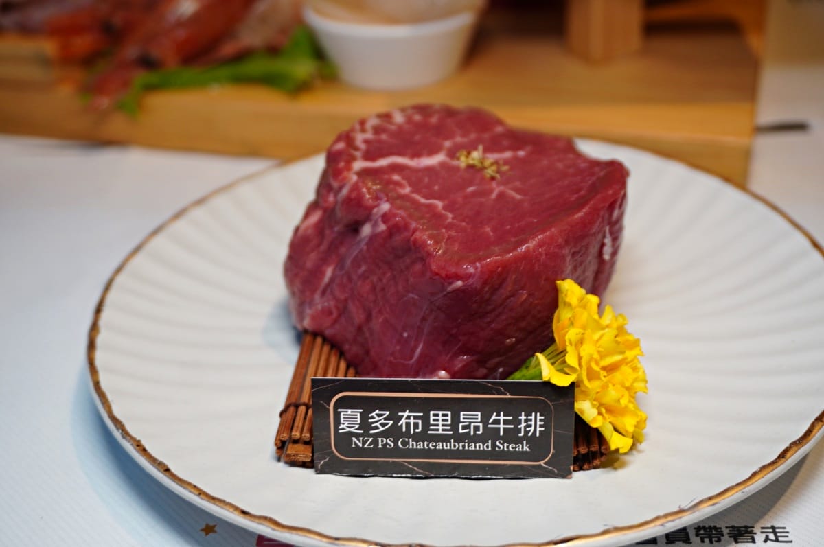 凱恩斯岩燒餐廳 高雄巨蛋店 | 高雄牛排 | 健康好玩的澳洲岩石燒肉 | 夠滿足海陸雙人套餐 - 第36張圖 凱恩斯岩燒餐廳 高雄巨蛋店 | 高雄牛排 | 健康好玩的澳洲岩石燒肉 | 夠滿足海陸雙人套餐