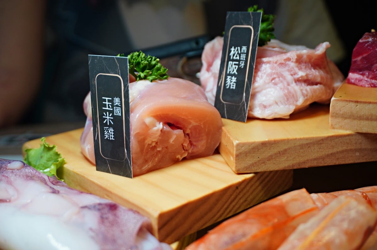凱恩斯岩燒餐廳 高雄巨蛋店 | 高雄牛排 | 健康好玩的澳洲岩石燒肉 | 夠滿足海陸雙人套餐 - 第29張圖 凱恩斯岩燒餐廳 高雄巨蛋店 | 高雄牛排 | 健康好玩的澳洲岩石燒肉 | 夠滿足海陸雙人套餐