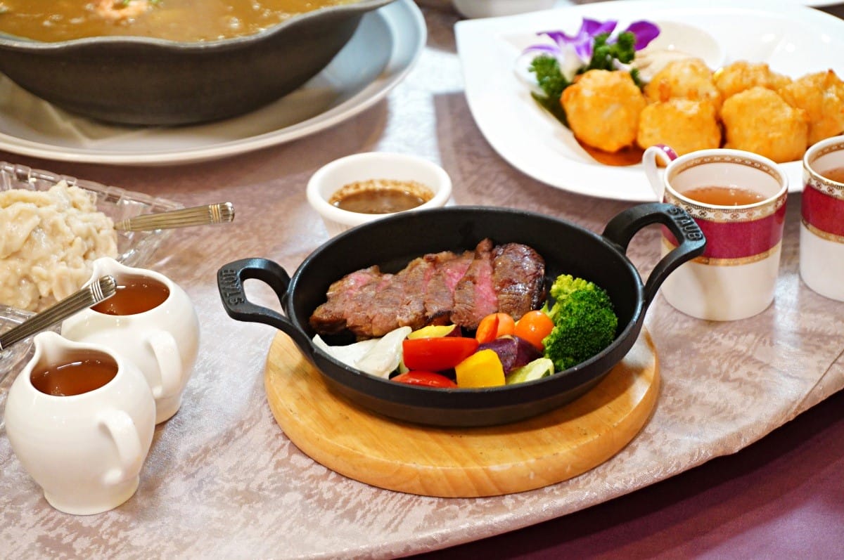 頂鮮台南擔仔麵 高雄光華店 | 華麗經典海鮮餐廳 | 還可以吃得到經典酒家菜 - 第15張圖 頂鮮台南擔仔麵 高雄光華店 | 華麗經典海鮮餐廳 | 還可以吃得到經典酒家菜
