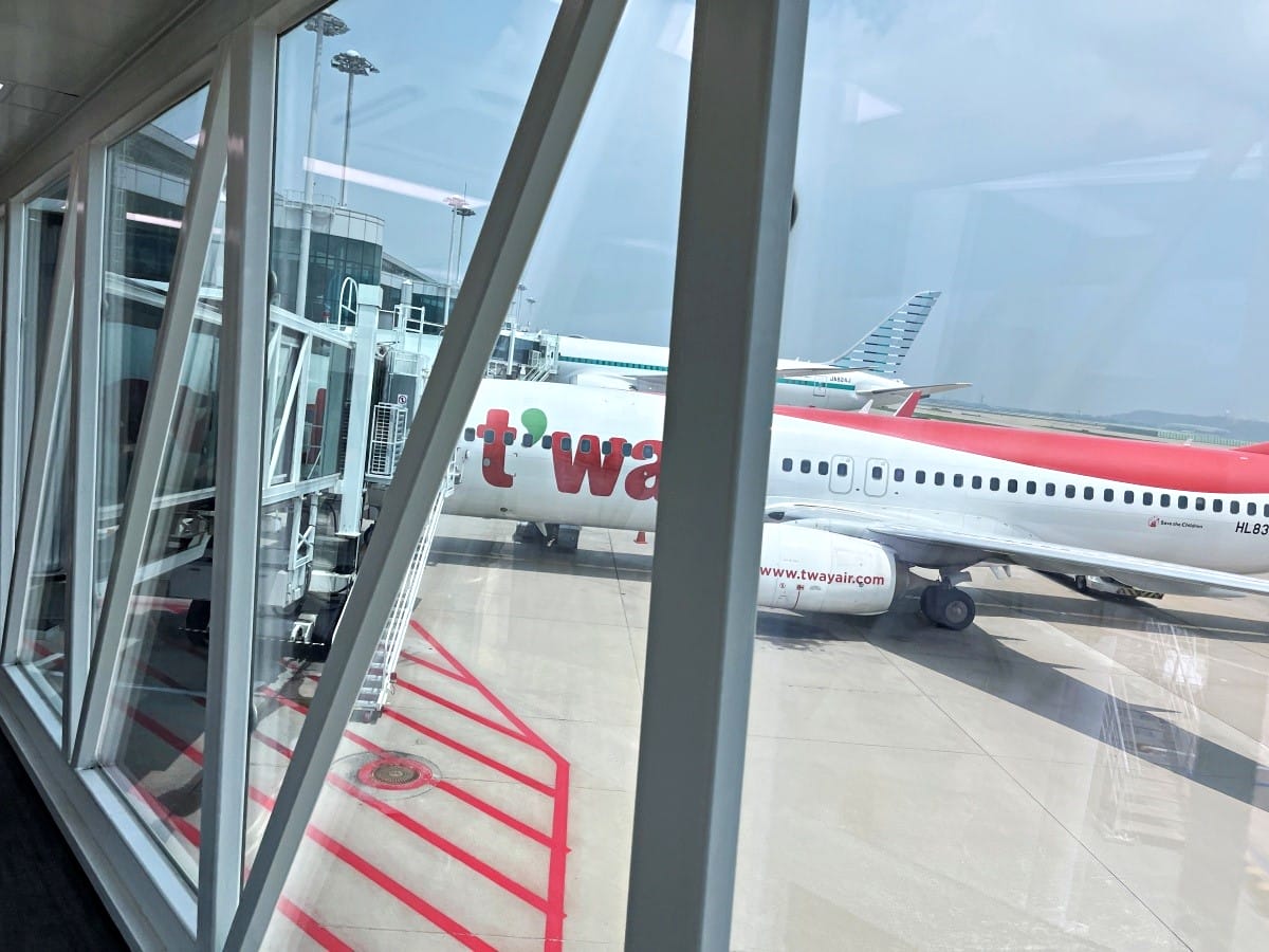 德威航空飛日本 T’way 東京-高雄 Part 2 首爾-高雄段 | 逃生門座位 | 首爾仁川機場 - 第26張圖 德威航空飛日本 T’way 東京-高雄 Part 2 首爾-高雄段 | 逃生門座位 | 首爾仁川機場