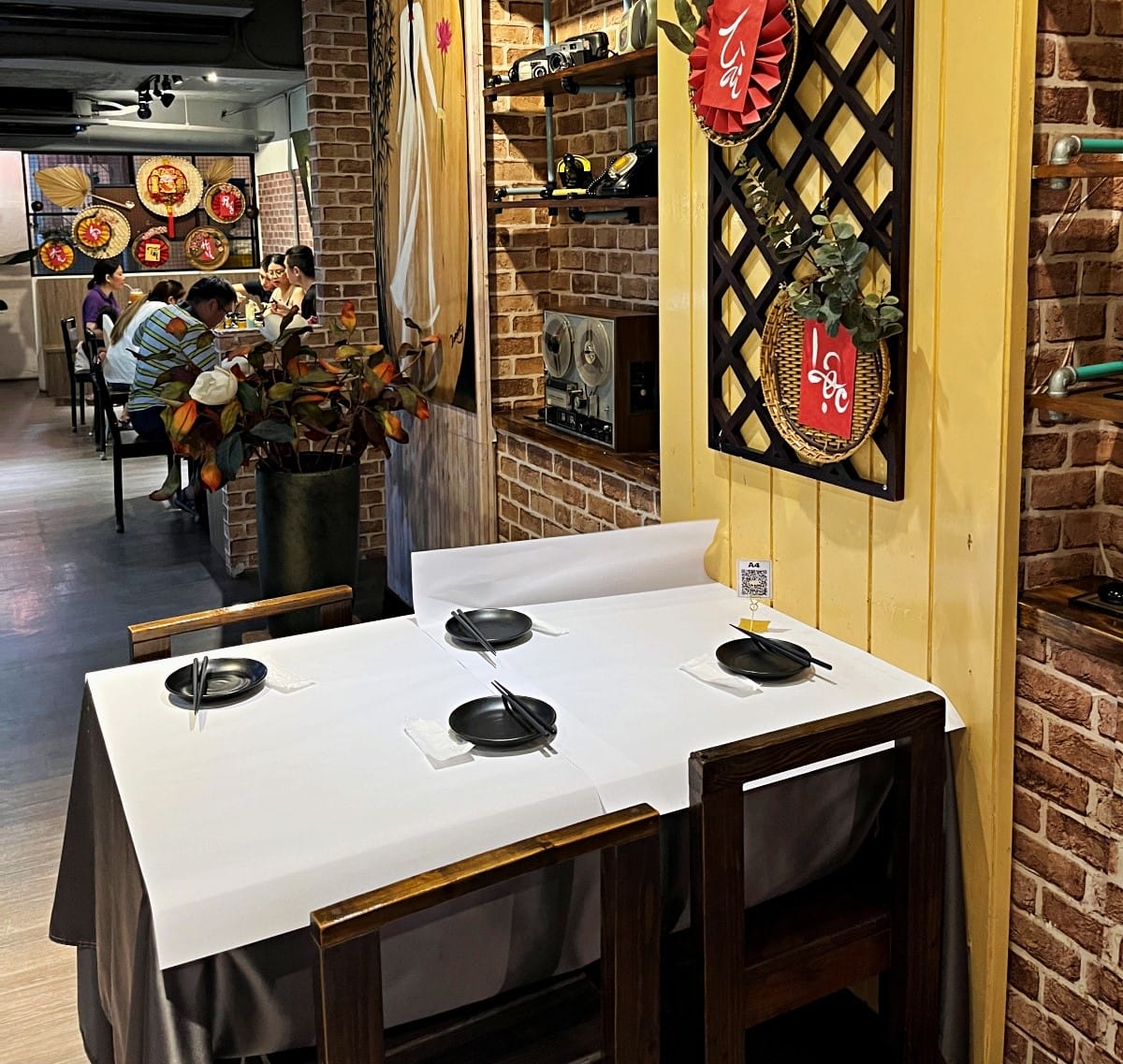 日月香 越南料理- 高雄道地越南料理文化中心店 - 第2張圖 日月香 越南料理- 高雄道地越南料理文化中心店