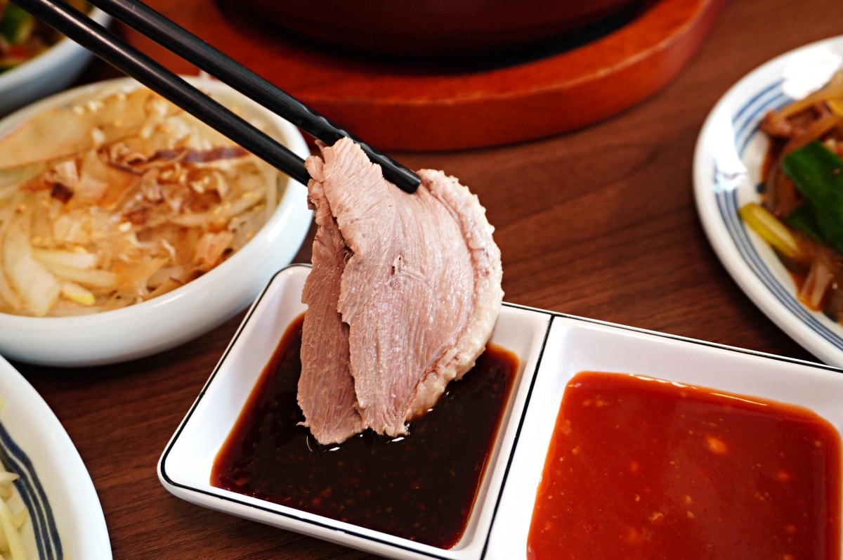 蔥蔥鵝 屏東枋山店 | 復古風新潮鵝肉店 | 套餐鵝骨湯+鵝油飯無限享用 | 屏東必吃餐廳