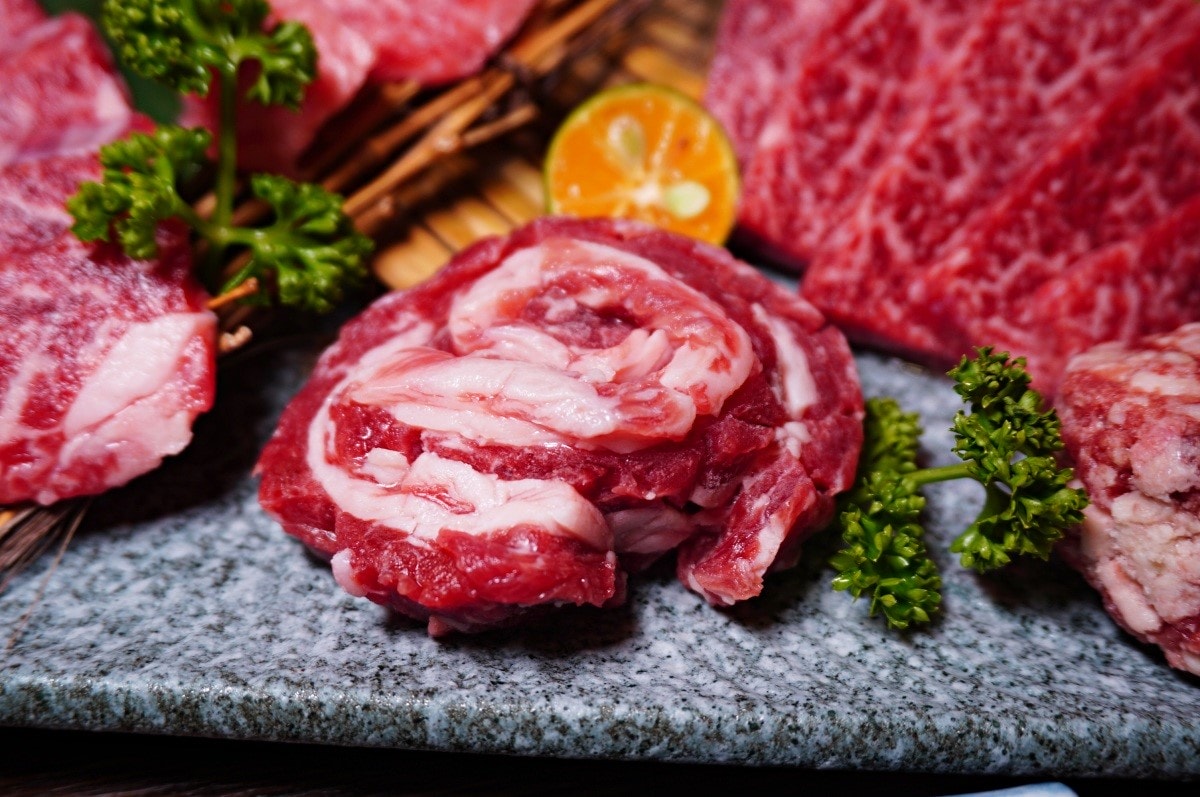 鐵人燒肉 | 左營凹子底日系烤爐獨食燒肉 | 超值A5和牛個人套餐 | 左營燒肉推薦