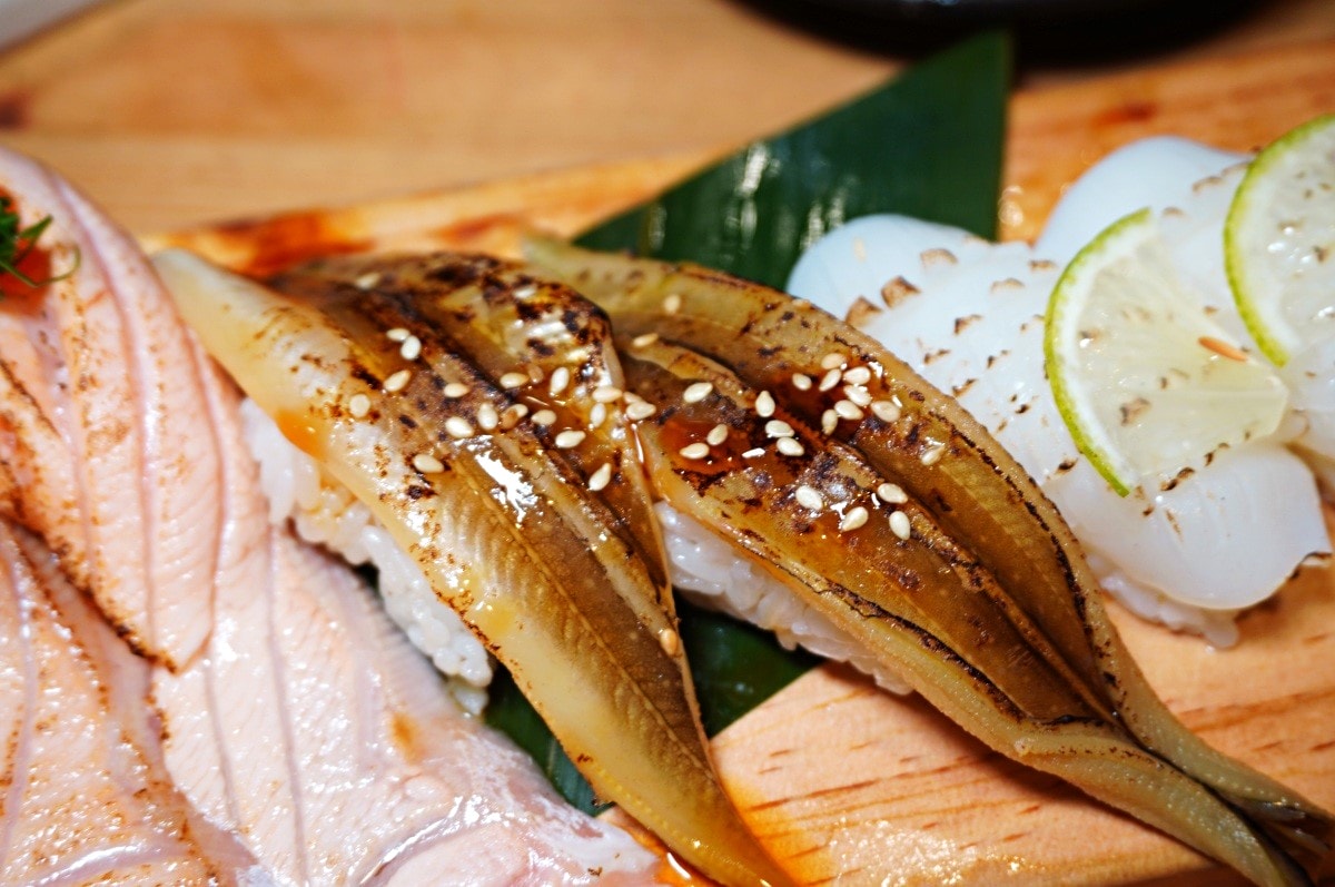 森川丼丼 楠梓總店 | 浮誇握壽司列車 | 月見鰻魚飯新上市 | 楠梓餐廳推薦 | 森川丼丼菜單