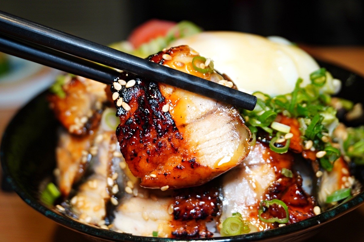 森川丼丼 楠梓總店 | 浮誇握壽司列車 | 月見鰻魚飯新上市 | 楠梓餐廳推薦 | 森川丼丼菜單