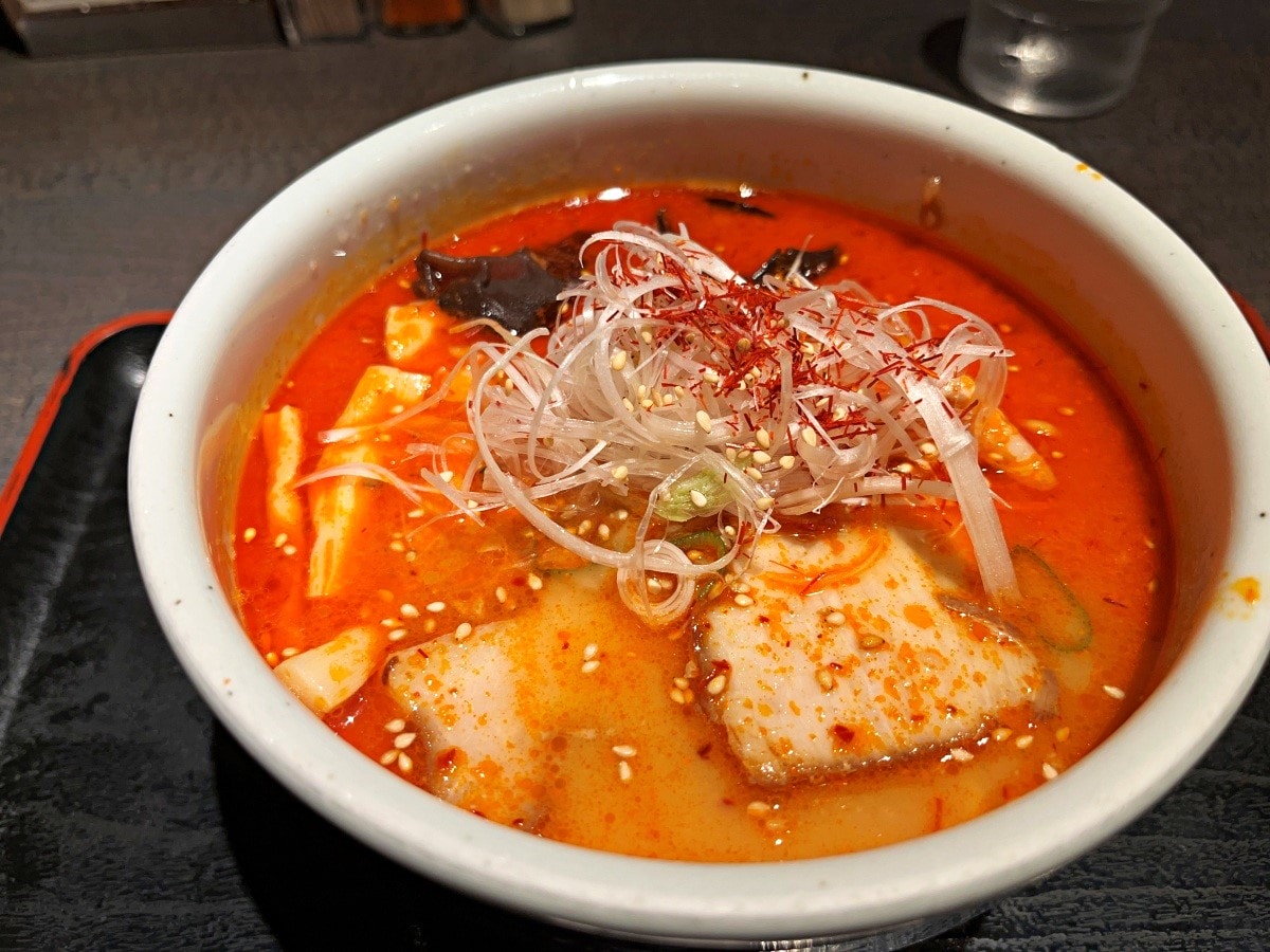 旭川 山頭火拉麵本店|入口即化豚叉燒濃厚湯頭 | 旭川美食 - 第8張圖 旭川 山頭火拉麵本店|入口即化豚叉燒濃厚湯頭 | 旭川美食