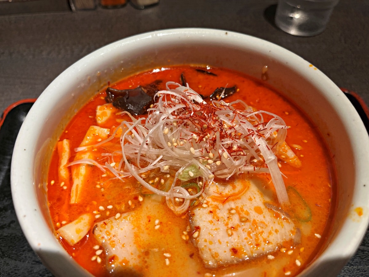 旭川 山頭火拉麵本店|入口即化豚叉燒濃厚湯頭 | 旭川美食 - 第9張圖 旭川 山頭火拉麵本店|入口即化豚叉燒濃厚湯頭 | 旭川美食