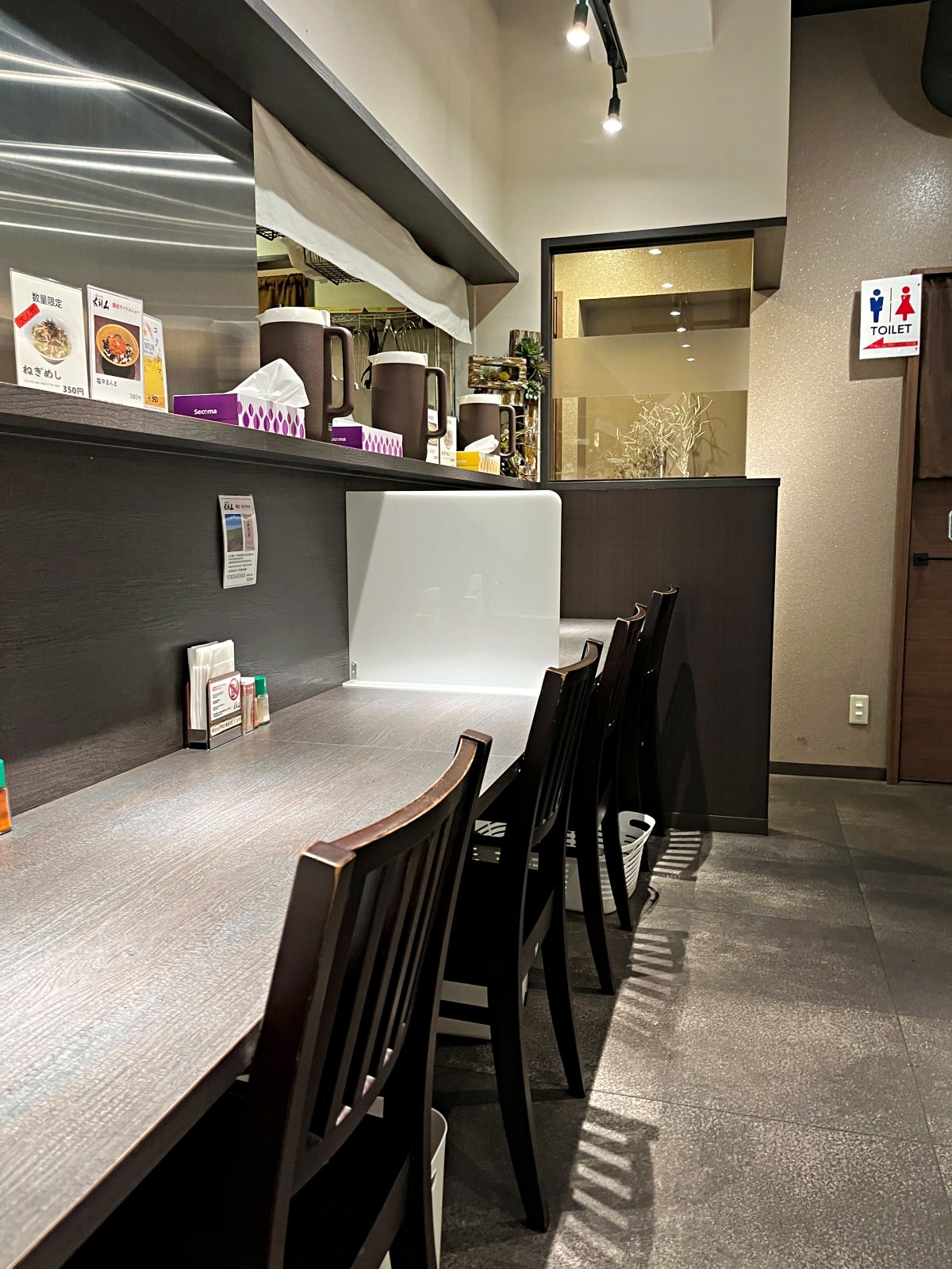 旭川 山頭火拉麵本店|入口即化豚叉燒濃厚湯頭 | 旭川美食 - 第4張圖 旭川 山頭火拉麵本店|入口即化豚叉燒濃厚湯頭 | 旭川美食