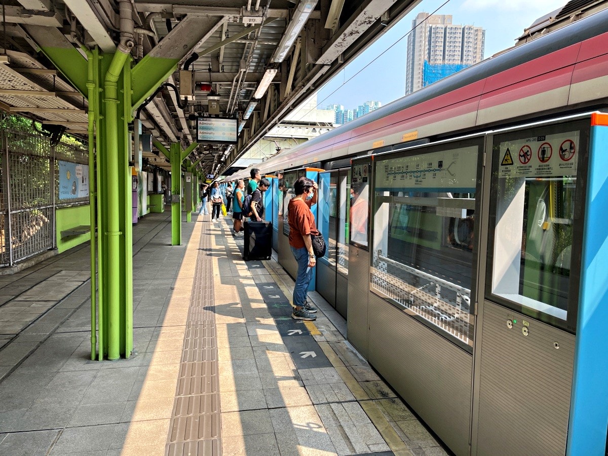 港鐵東鐵線 – 成功的捷運化百年鐵路 | 最多 2.7 分鐘一班車 | 香港島市中心直達深圳羅湖關口 - 第6張圖 港鐵東鐵線 – 成功的捷運化百年鐵路 | 最多 2.7 分鐘一班車 | 香港島市中心直達深圳羅湖關口