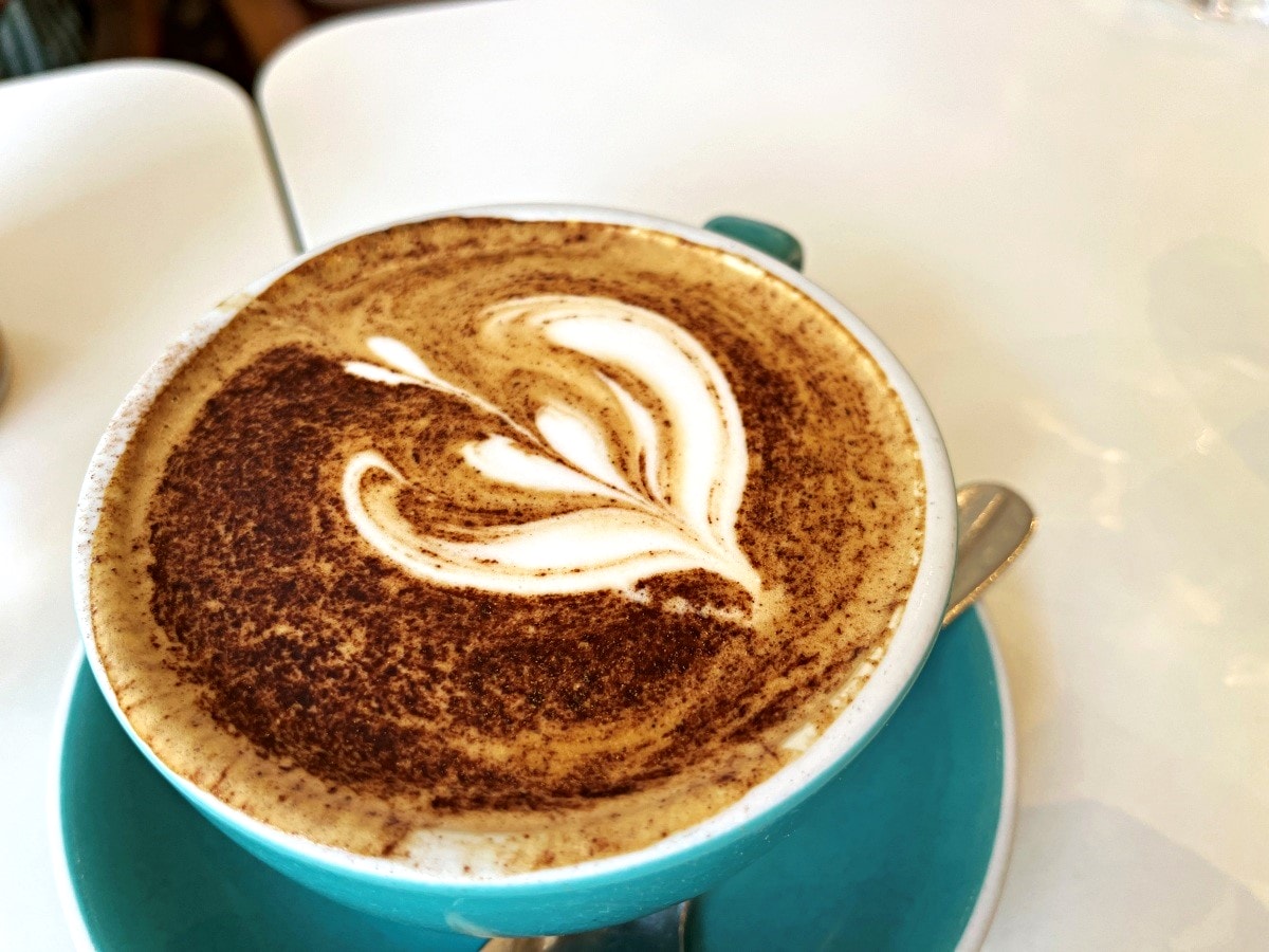 Little Cove Espresso Sai Kung – 香港澳洲式純白系早午餐 | 海邊小鎮型體驗 - 第9張圖 Little Cove Espresso Sai Kung – 香港澳洲式純白系早午餐 | 海邊小鎮型體驗
