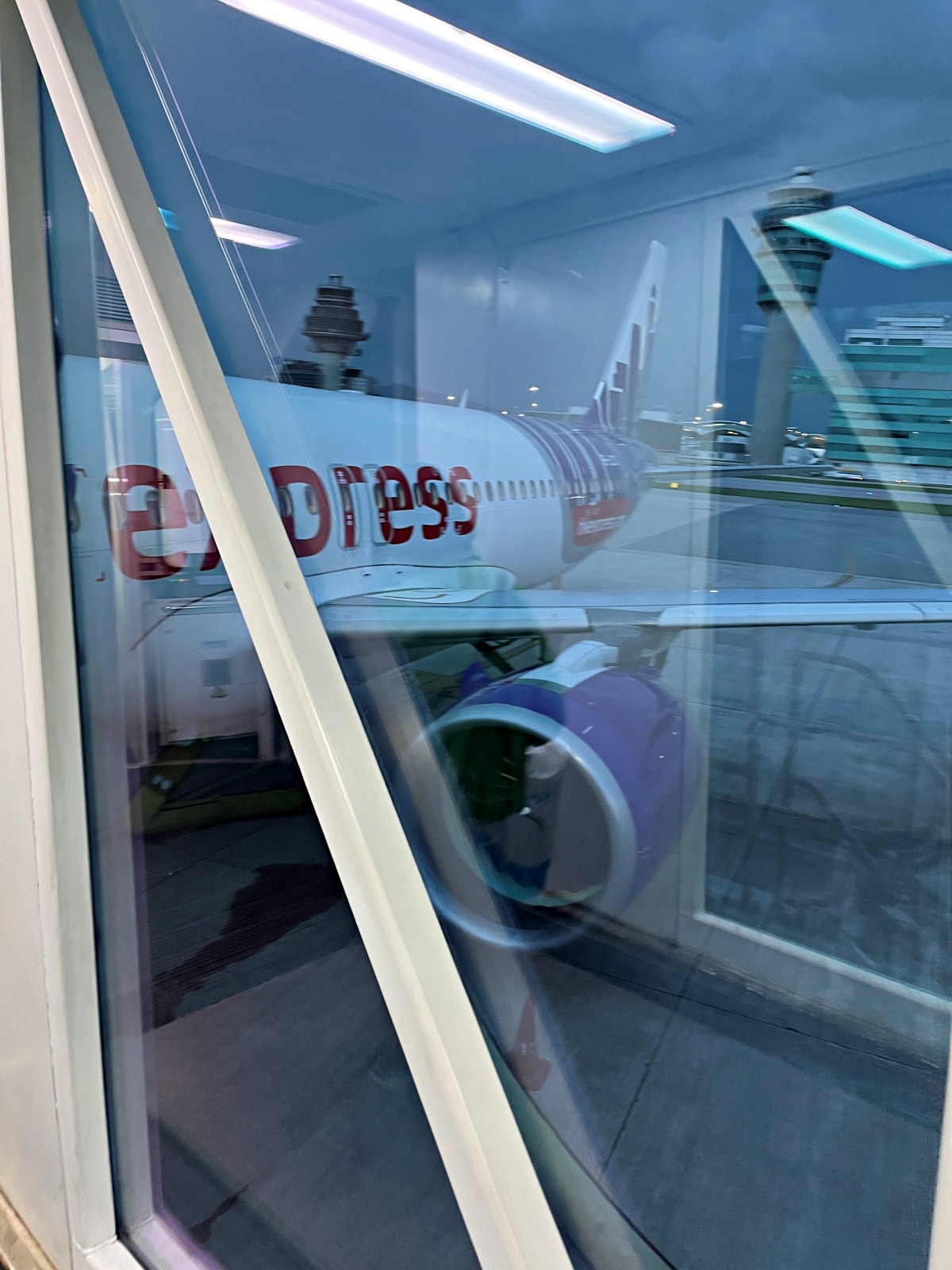 香港-高雄航班 HK EXPRESS | UO134 A320NEO - 第36張圖 香港-高雄航班 HK EXPRESS | UO134 A320NEO