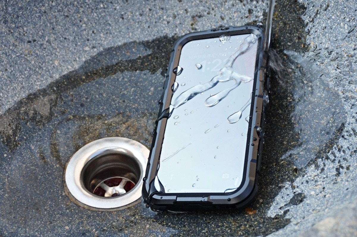 VP吸血鬼 防摔防水手機殼專賣店 | iphone 手機殼推薦 | iphone 防水殼 - 第8張圖 VP吸血鬼 防摔防水手機殼專賣店 | iphone 手機殼推薦 | iphone 防水殼