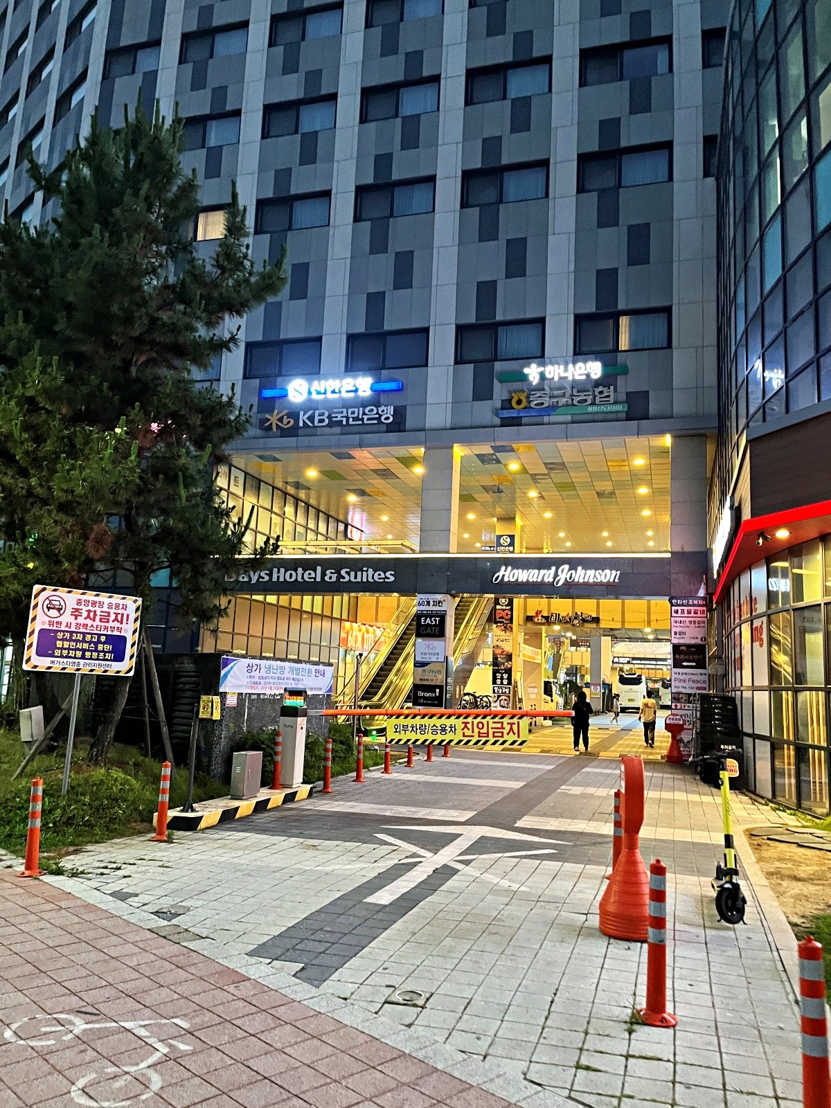 Days Hotel & Suites Incheon | 首爾仁川機場飯店 | 樂天超市採購韓式燒肉步行3分鐘 - 第4張圖 Days Hotel & Suites Incheon | 首爾仁川機場飯店 | 樂天超市採購韓式燒肉步行3分鐘