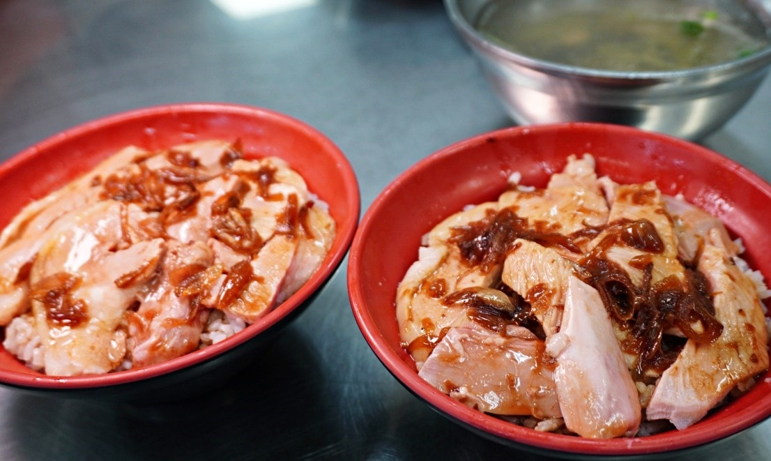 蕭老師火雞肉飯 – 嘉義後火車站在地人大推片肉火雞肉飯 | 還有40元招牌排骨 - 第28張圖 蕭老師火雞肉飯 – 嘉義後火車站在地人大推片肉火雞肉飯 | 還有40元招牌排骨