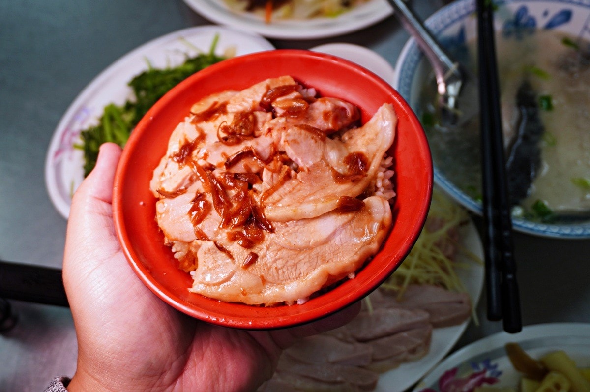 蕭老師火雞肉飯 – 嘉義後火車站在地人大推片肉火雞肉飯 | 還有40元招牌排骨 - 第13張圖 蕭老師火雞肉飯 – 嘉義後火車站在地人大推片肉火雞肉飯 | 還有40元招牌排骨