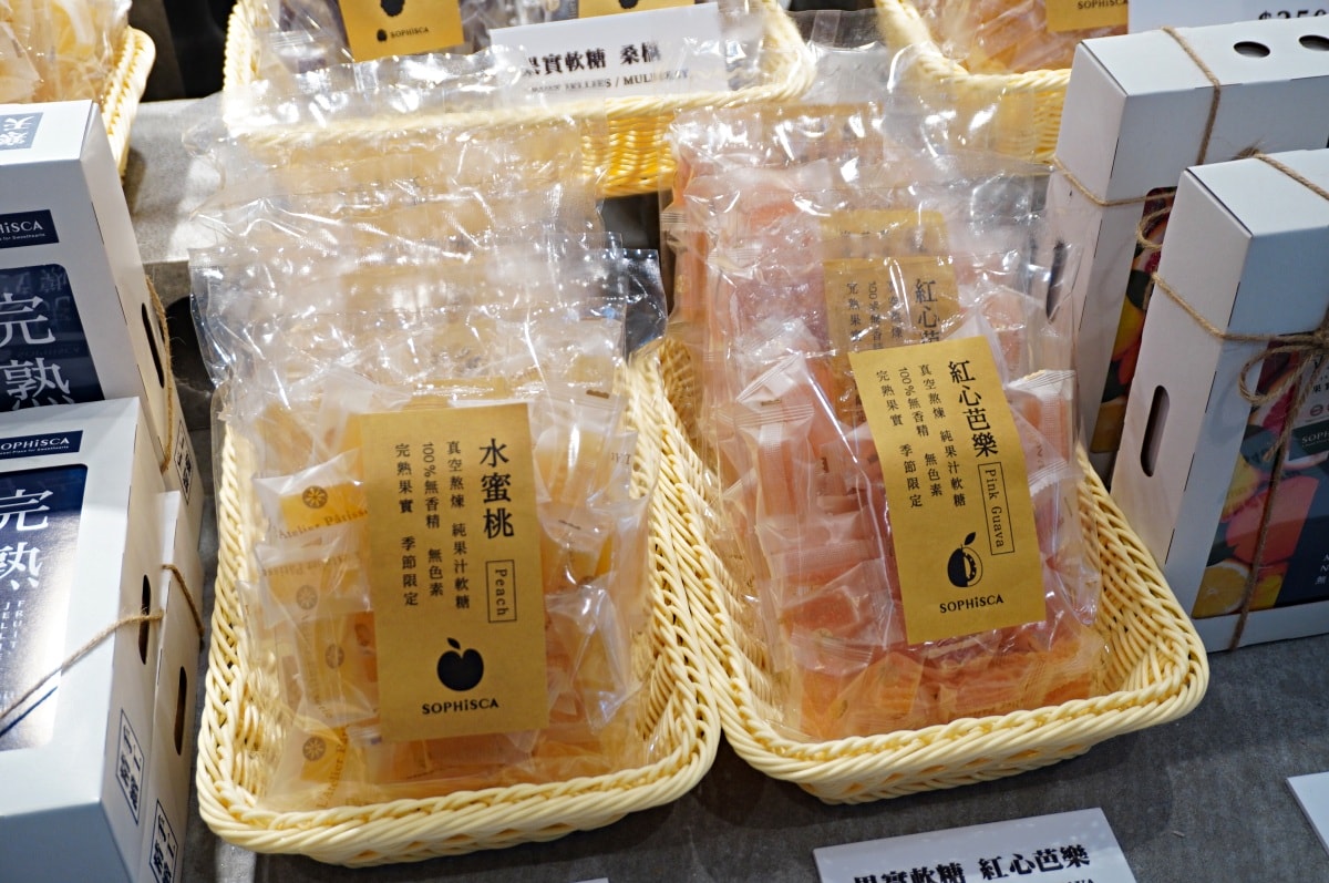 2024年最美室內聖誕裝置藝術在大江購物中心! 絕美打卡秘境等著拍光記憶體 - 第12張圖 2024年最美室內聖誕裝置藝術在大江購物中心! 絕美打卡秘境等著拍光記憶體