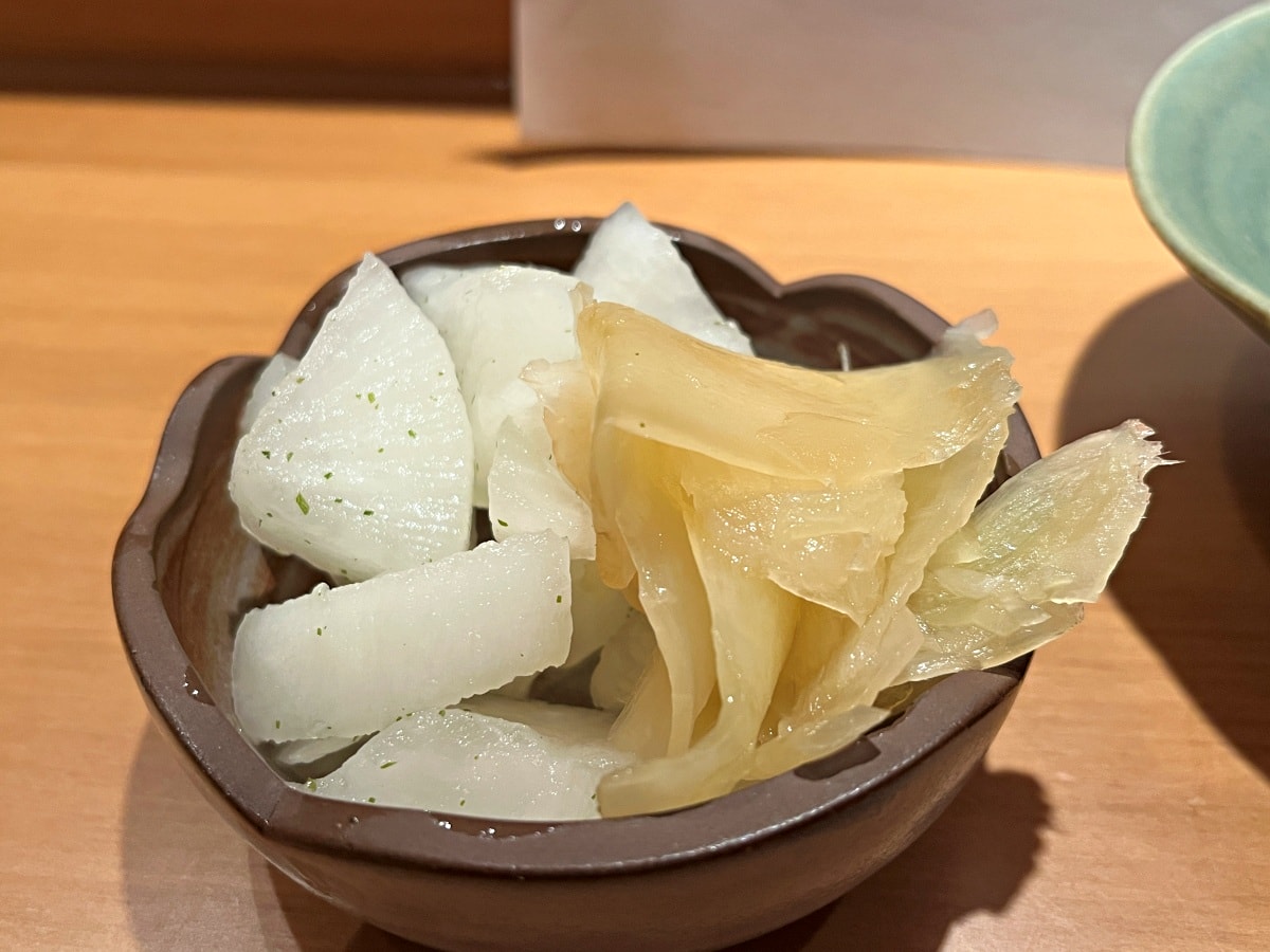 初魚鮨 高雄巨蛋店 | 預約制無菜單日式料理 - 第16張圖 初魚鮨 高雄巨蛋店 | 預約制無菜單日式料理