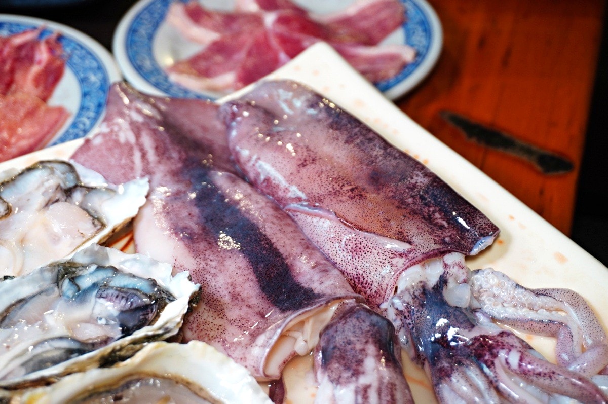 胖肚肚燒肉 基隆店 | 高空景觀炭火燒肉吃到飽 | 基隆餐廳推薦