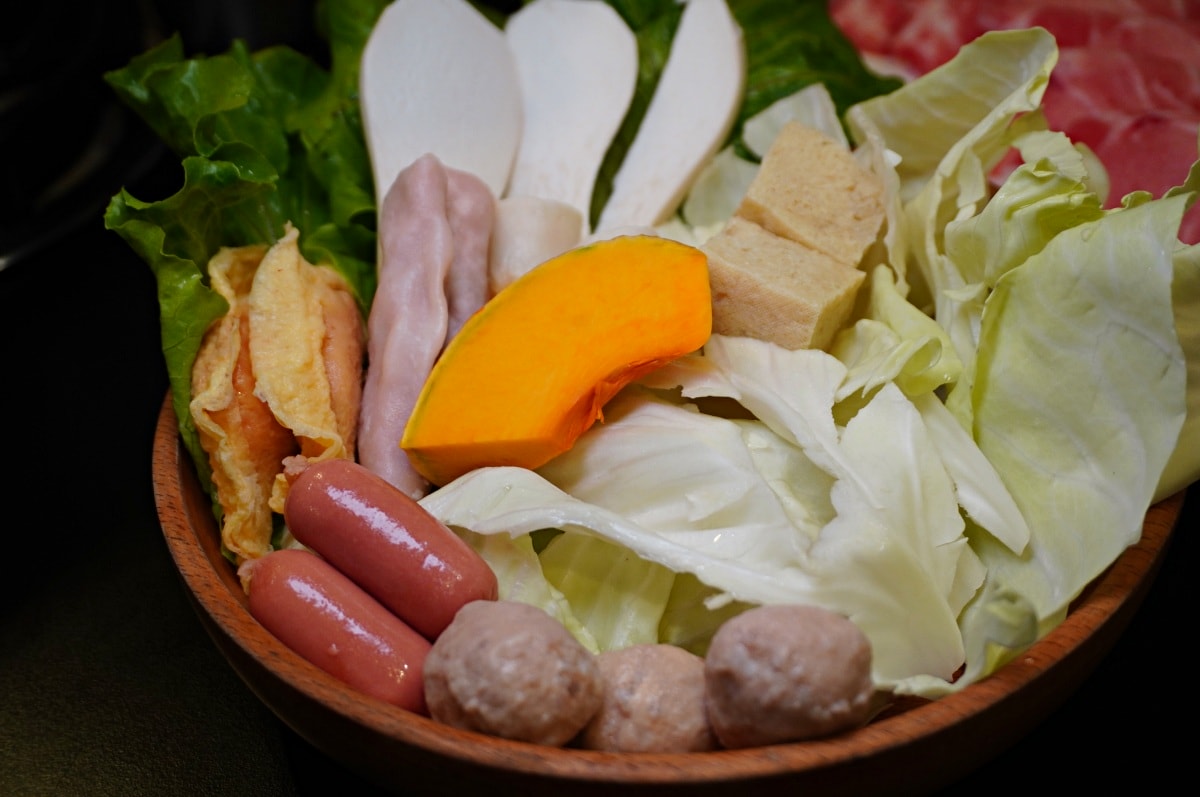 新垣祖鍋物-嘉義店 | 270元起「火鍋自助吧」吃到飽 | 嘉義美食推薦 | 嘉義火鍋推薦