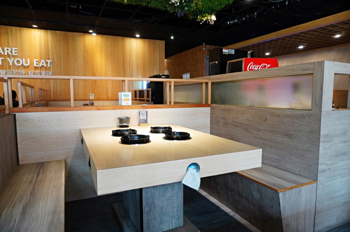 八石什鍋 嘉義店 | 超過30種食材自助吧無限享用 | 食補鍋底冬天必備