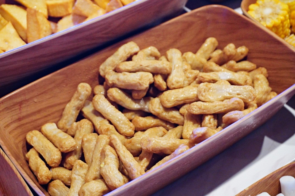 八石什鍋 嘉義店 | 超過30種食材自助吧無限享用 | 食補鍋底冬天必備