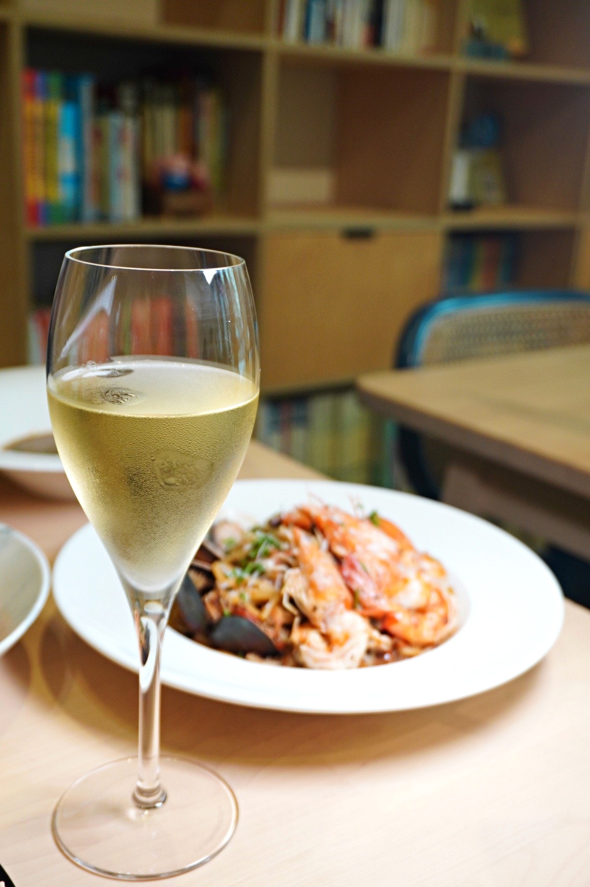 STORY Restaurant 咖啡餐酒專門 鳳山 | 手揉披薩義式披薩 | 自製煙花女義大利麵 - 第18張圖 STORY Restaurant 咖啡餐酒專門 鳳山 | 手揉披薩義式披薩 | 自製煙花女義大利麵