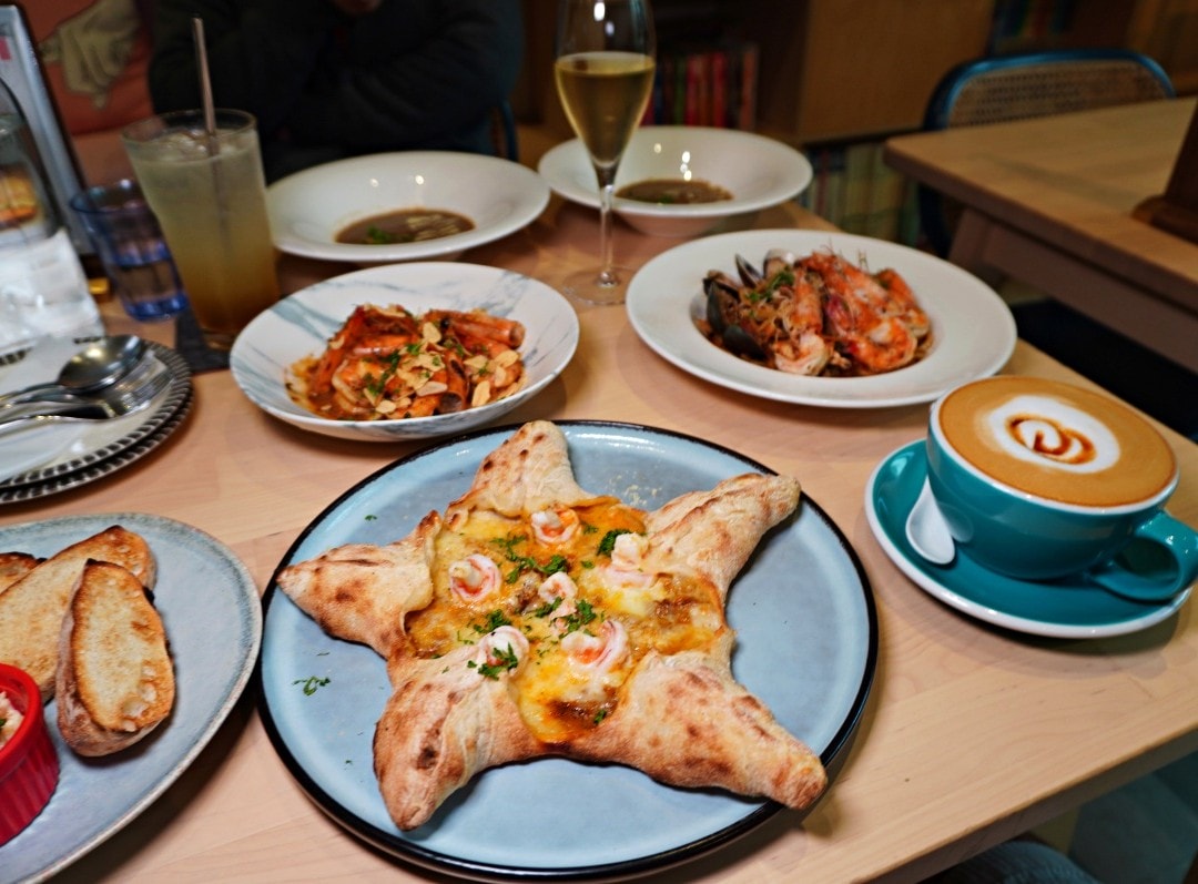 STORY Restaurant 咖啡餐酒專門 鳳山 | 手揉披薩義式披薩 | 自製煙花女義大利麵 - 第7張圖 STORY Restaurant 咖啡餐酒專門 鳳山 | 手揉披薩義式披薩 | 自製煙花女義大利麵