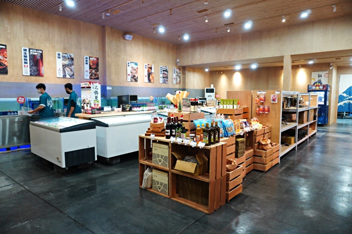 高雄貓饞水產超市 | 仁武海鮮 | 仁武露營用品 | 露營用餐區代客料理 | 活海產 | 晚上還有駐唱哦 - 第3張圖 高雄貓饞水產超市 | 仁武海鮮 | 仁武露營用品 | 露營用餐區代客料理 | 活海產 | 晚上還有駐唱哦