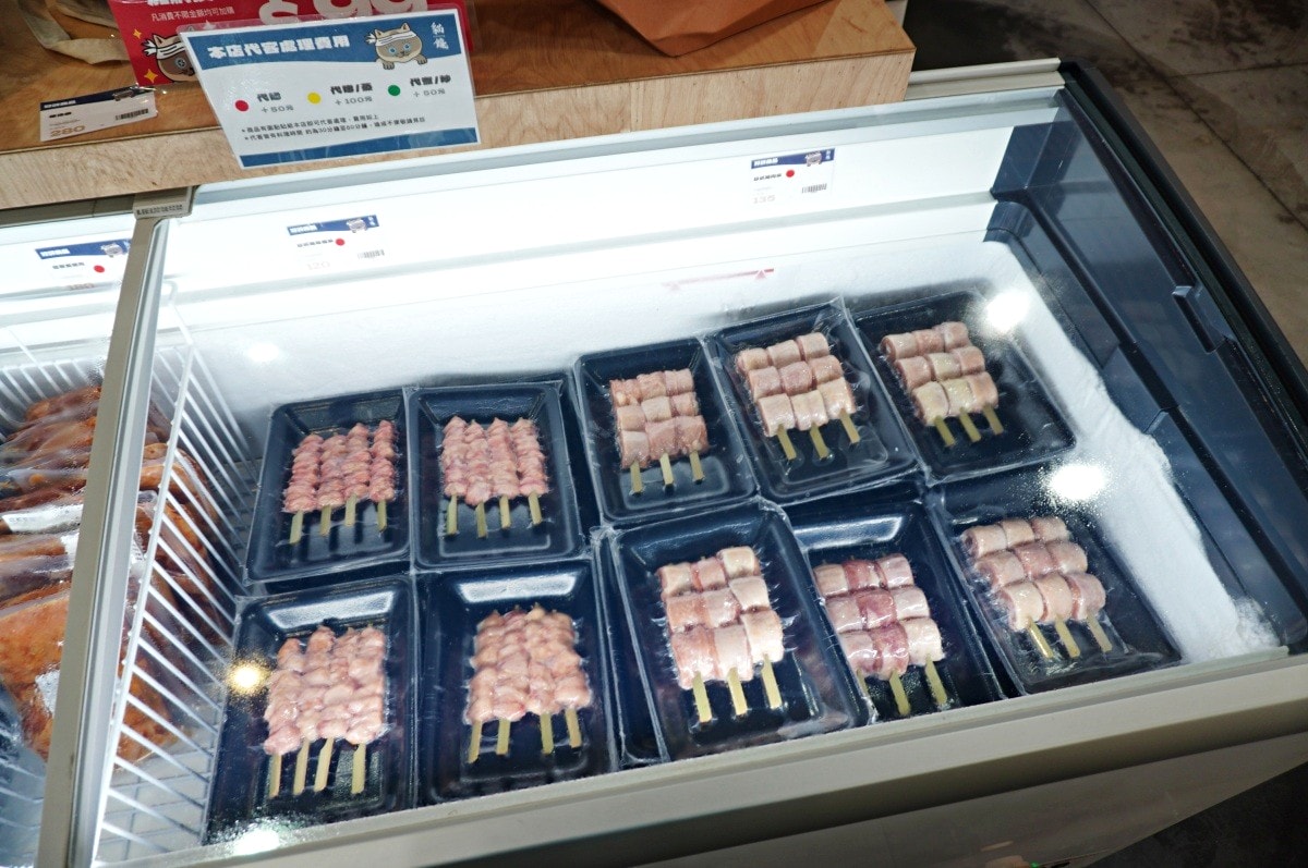 高雄貓饞水產超市 | 仁武海鮮 | 仁武露營用品 | 露營用餐區代客料理 | 活海產 | 晚上還有駐唱哦 - 第14張圖 高雄貓饞水產超市 | 仁武海鮮 | 仁武露營用品 | 露營用餐區代客料理 | 活海產 | 晚上還有駐唱哦