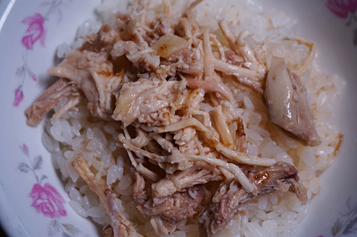 高雄 朝記傳統美食-蓮池潭老牌名店 | 25元起香菇肉燥飯 | 左營蓮池潭美食推薦 - 第12張圖 高雄 朝記傳統美食-蓮池潭老牌名店 | 25元起香菇肉燥飯 | 左營蓮池潭美食推薦