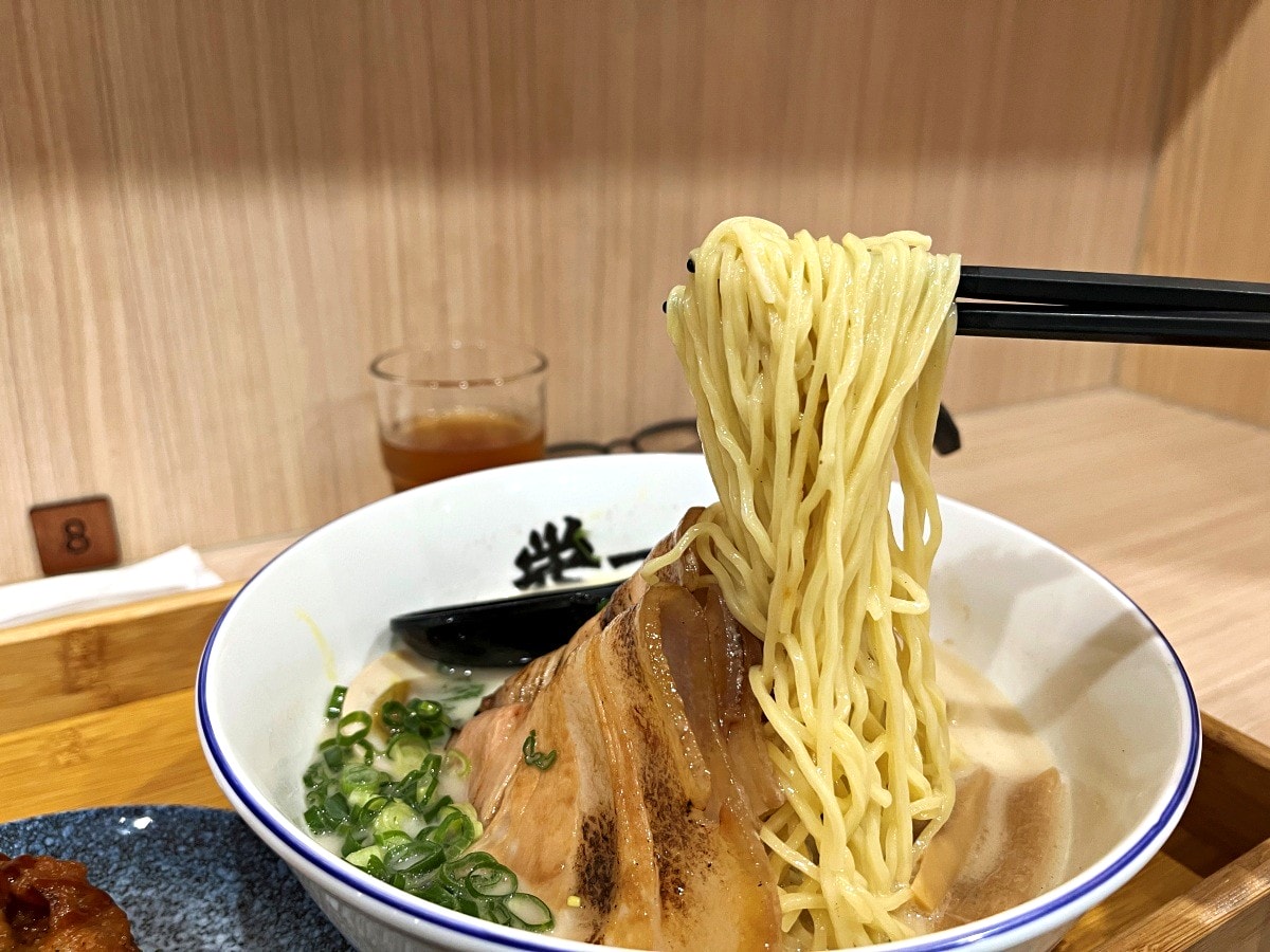 榮一拉麵 高雄文化中心店 | 雞白湯系拉麵專賣 | 高雄拉麵推薦 - 第12張圖 榮一拉麵 高雄文化中心店 | 雞白湯系拉麵專賣 | 高雄拉麵推薦