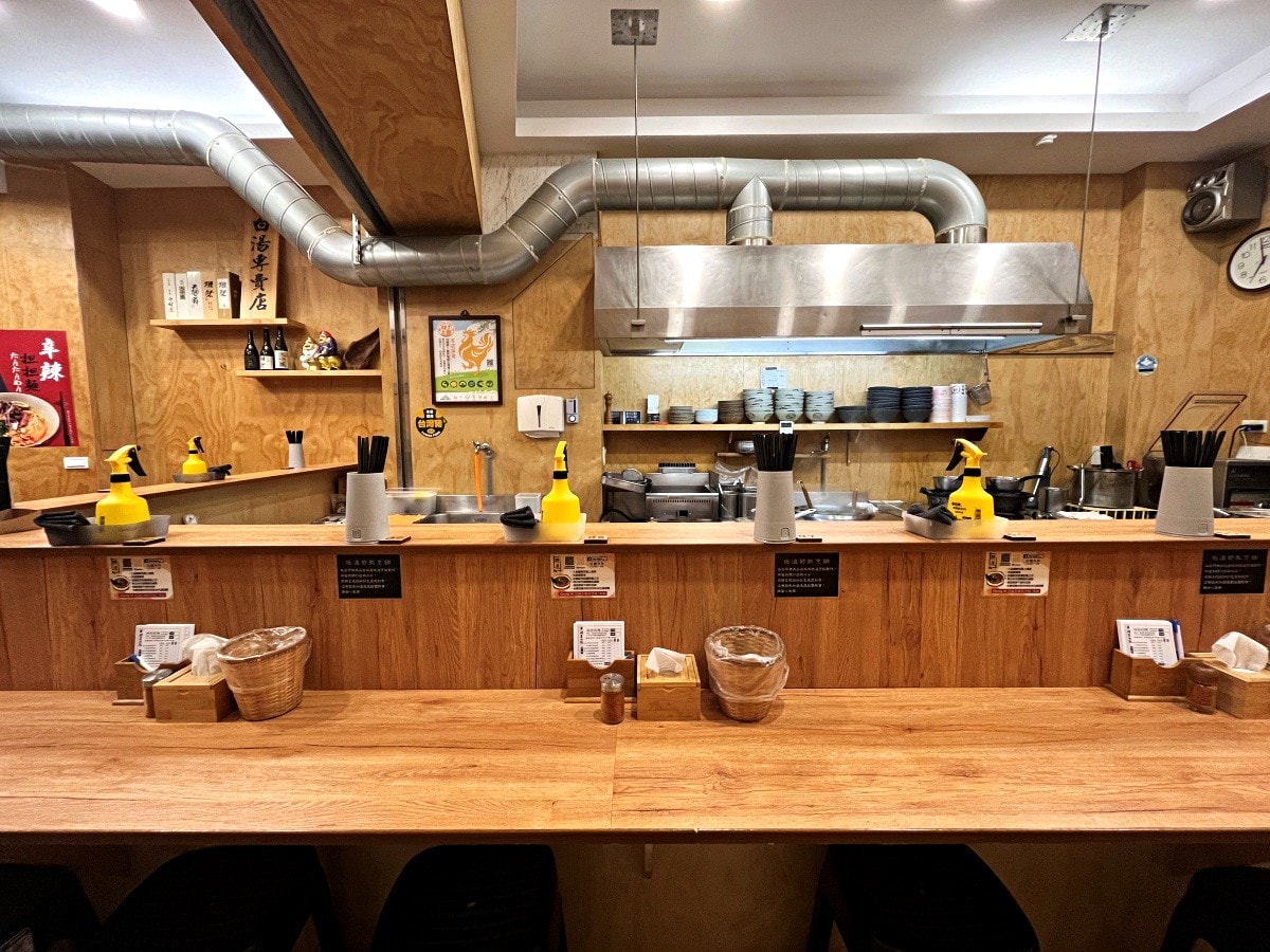 文化路夜市拉麵控的口袋名單,你吃過將屋拉麵了沒? 嘉義店濃厚泡系雞白湯專賣 | 濃厚蝦蝦拉麵新上市 - 第5張圖 文化路夜市拉麵控的口袋名單,你吃過將屋拉麵了沒? 嘉義店濃厚泡系雞白湯專賣 | 濃厚蝦蝦拉麵新上市