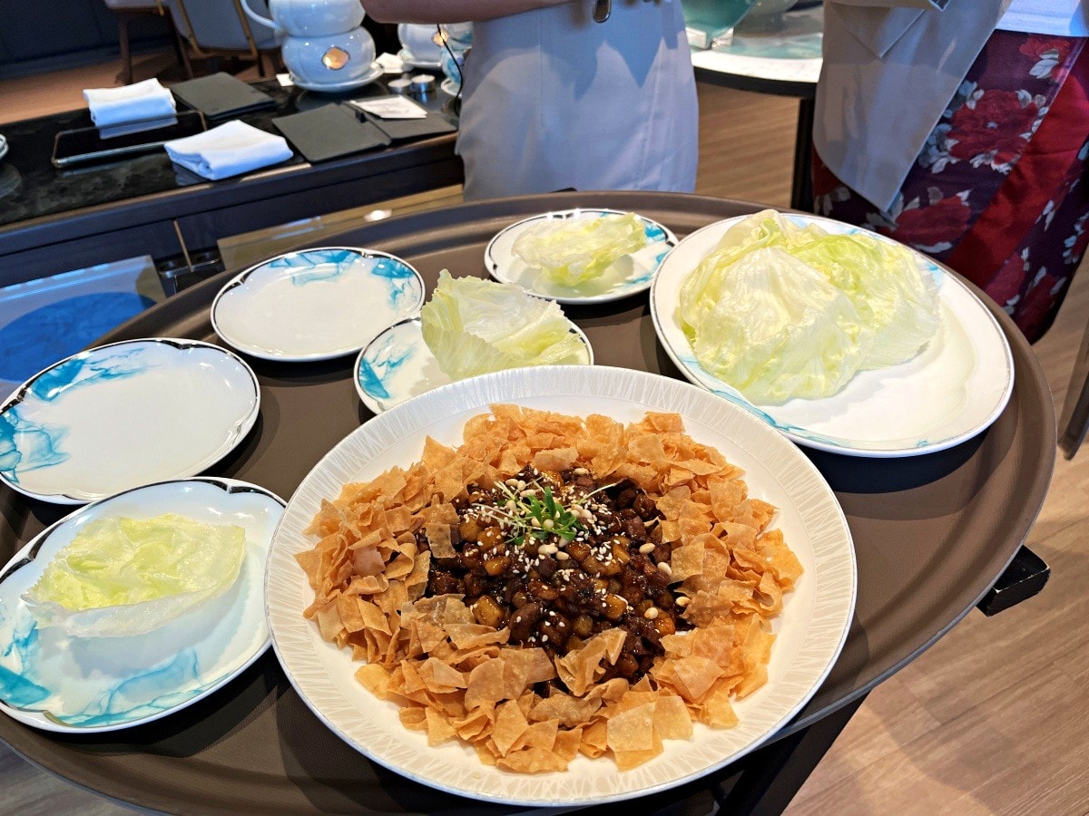 高雄洲際飯店 湛露中餐廳 | 頂級全桌邊服務招牌櫻桃鴨一鴨三吃 | 中午限定港點 - 第17張圖 高雄洲際飯店 湛露中餐廳 | 頂級全桌邊服務招牌櫻桃鴨一鴨三吃 | 中午限定港點