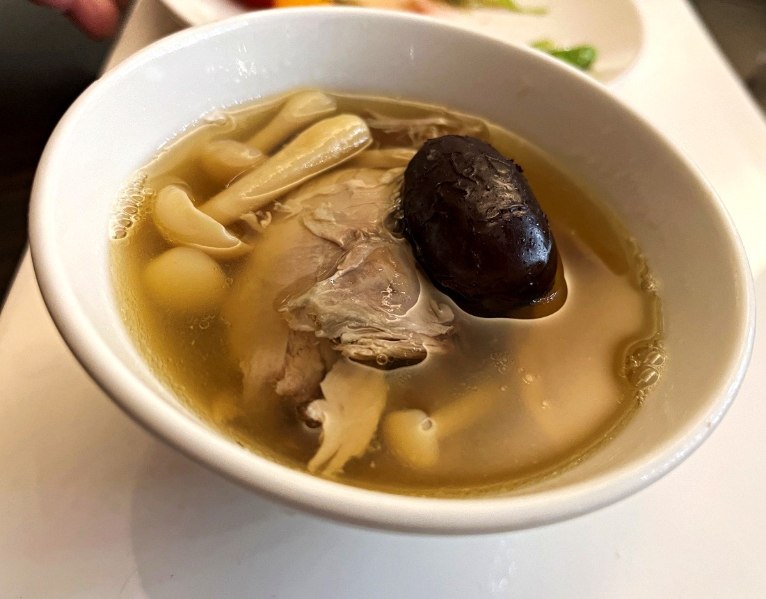 高雄翰品飯店 – 翡冷翠30人大桌廂房 | 高雄少數超大桌包廂 | 高雄包廂餐廳推薦