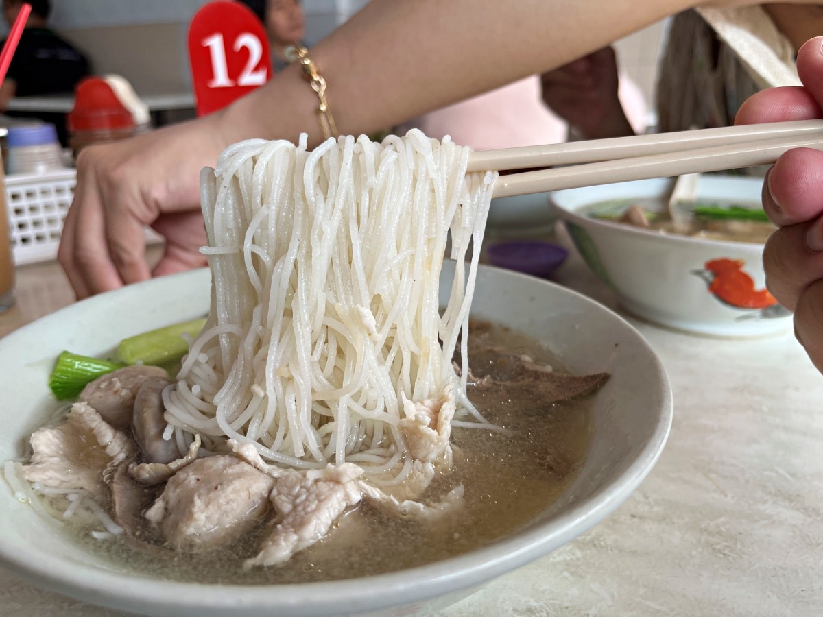 金沙園生肉麵- 沙巴必吃的特產生肉麵 | 亞庇市區生肉麵 | 沙巴美食必吃 | 沙巴美食推薦 - 第13張圖 金沙園生肉麵- 沙巴必吃的特產生肉麵 | 亞庇市區生肉麵 | 沙巴美食必吃 | 沙巴美食推薦