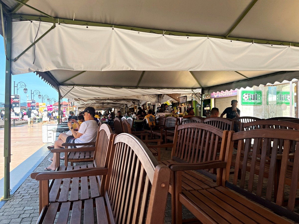 沙巴亞庇跳島 | 自己買船票超簡單 | 坐船出海浮潛一整天只要500臺幣? - 第8張圖 沙巴亞庇跳島 | 自己買船票超簡單 | 坐船出海浮潛一整天只要500臺幣?