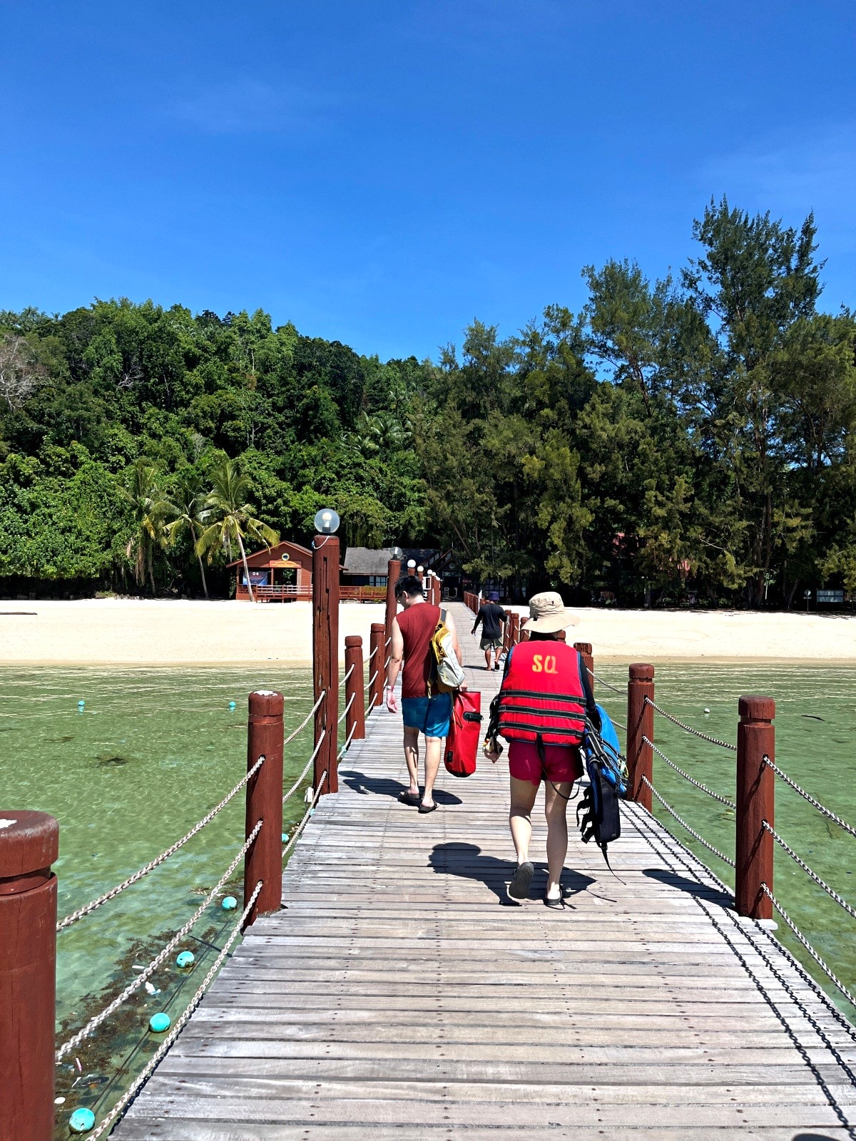 沙巴亞庇跳島 | 自己買船票超簡單 | 坐船出海浮潛一整天只要500臺幣? - 第18張圖 沙巴亞庇跳島 | 自己買船票超簡單 | 坐船出海浮潛一整天只要500臺幣?