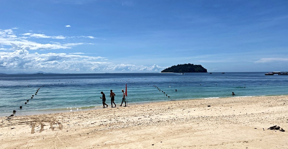 沙巴亞庇跳島 | 自己買船票超簡單 | 坐船出海浮潛一整天只要500臺幣? - 第26張圖 沙巴亞庇跳島 | 自己買船票超簡單 | 坐船出海浮潛一整天只要500臺幣?