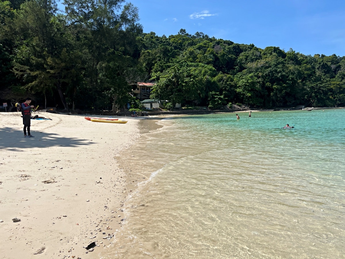 沙巴亞庇跳島 | 自己買船票超簡單 | 坐船出海浮潛一整天只要500臺幣? - 第36張圖 沙巴亞庇跳島 | 自己買船票超簡單 | 坐船出海浮潛一整天只要500臺幣?