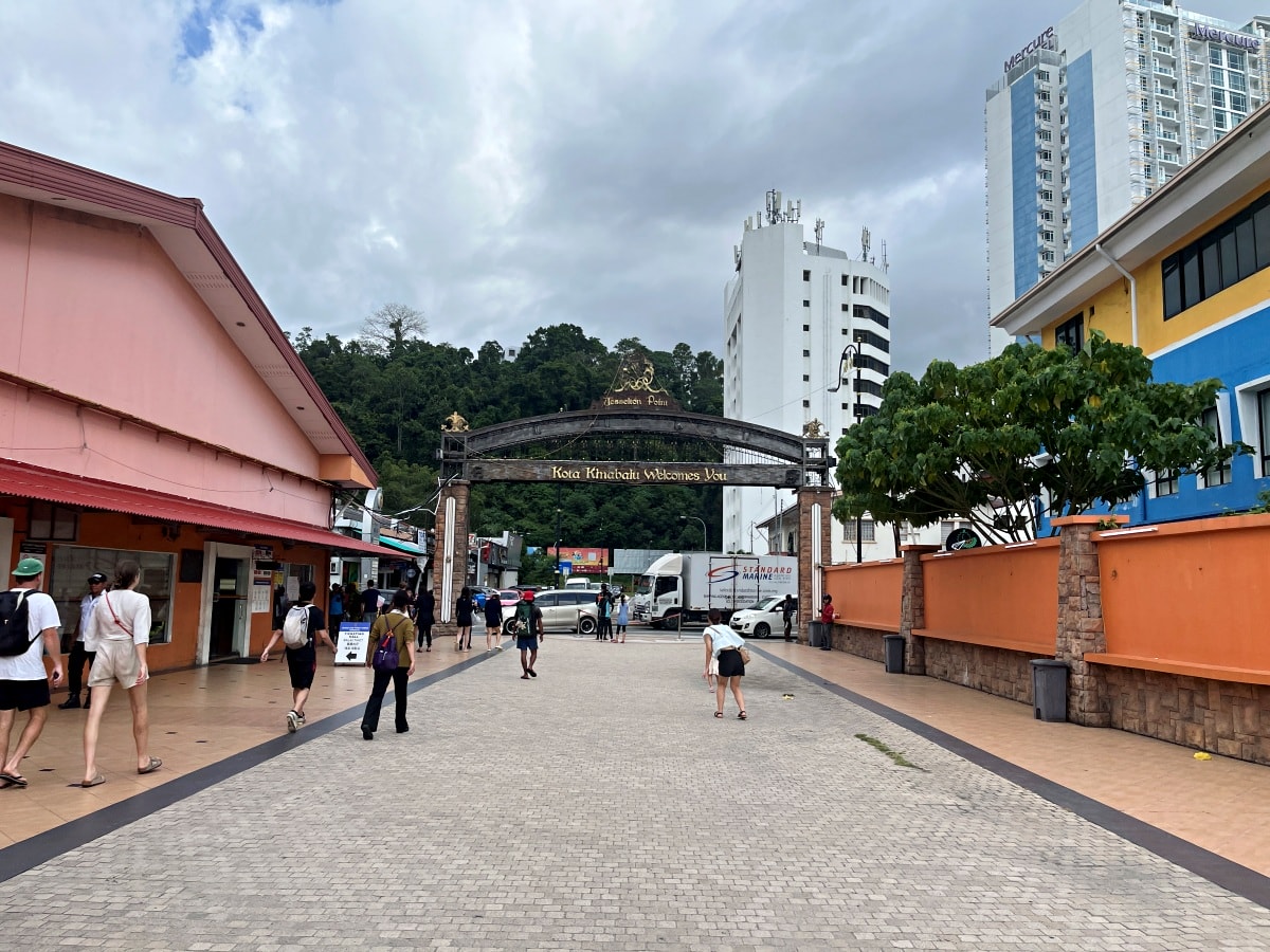 沙巴亞庇跳島 | 自己買船票超簡單 | 坐船出海浮潛一整天只要500臺幣? - 第37張圖 沙巴亞庇跳島 | 自己買船票超簡單 | 坐船出海浮潛一整天只要500臺幣?