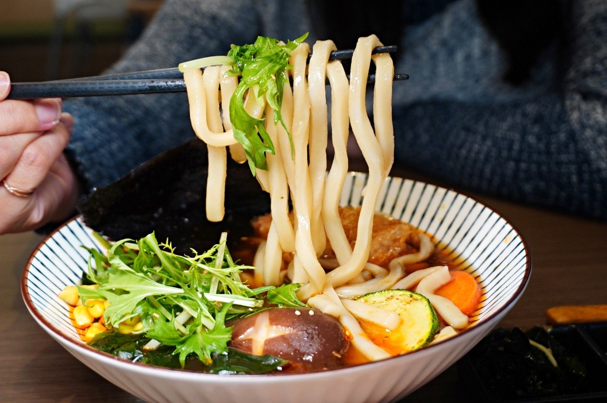 高雄 有樹食.日式素食烏龍麵 | 質感素食餐廳,鼓山區美食再加一 | 無蛋奶無五辛蔬食 - 第25張圖 高雄 有樹食.日式素食烏龍麵 | 質感素食餐廳,鼓山區美食再加一 | 無蛋奶無五辛蔬食