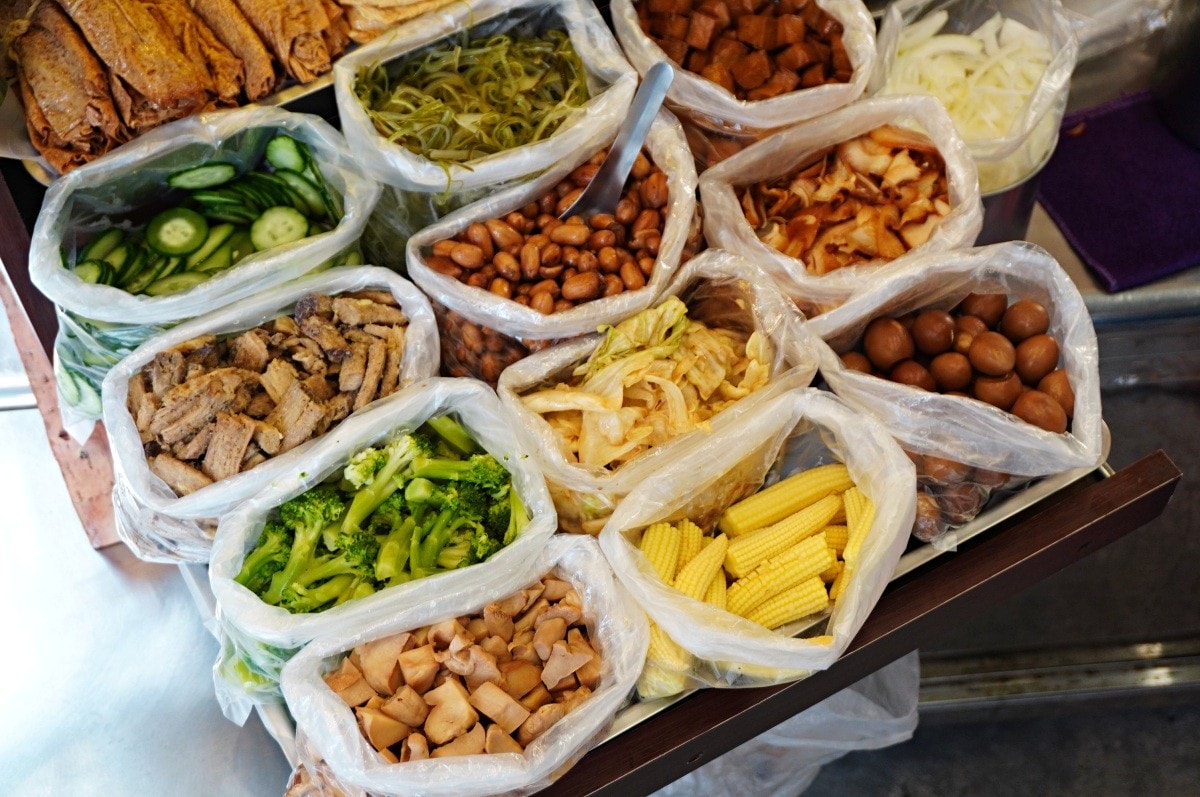 李媽媽の櫥窗滷味 三民鼎和店|鼎中路必吃美食 | 三民美食 | 晚餐滷味 | 高雄冷滷味推薦 - 第9張圖 李媽媽の櫥窗滷味 三民鼎和店|鼎中路必吃美食 | 三民美食 | 晚餐滷味 | 高雄冷滷味推薦