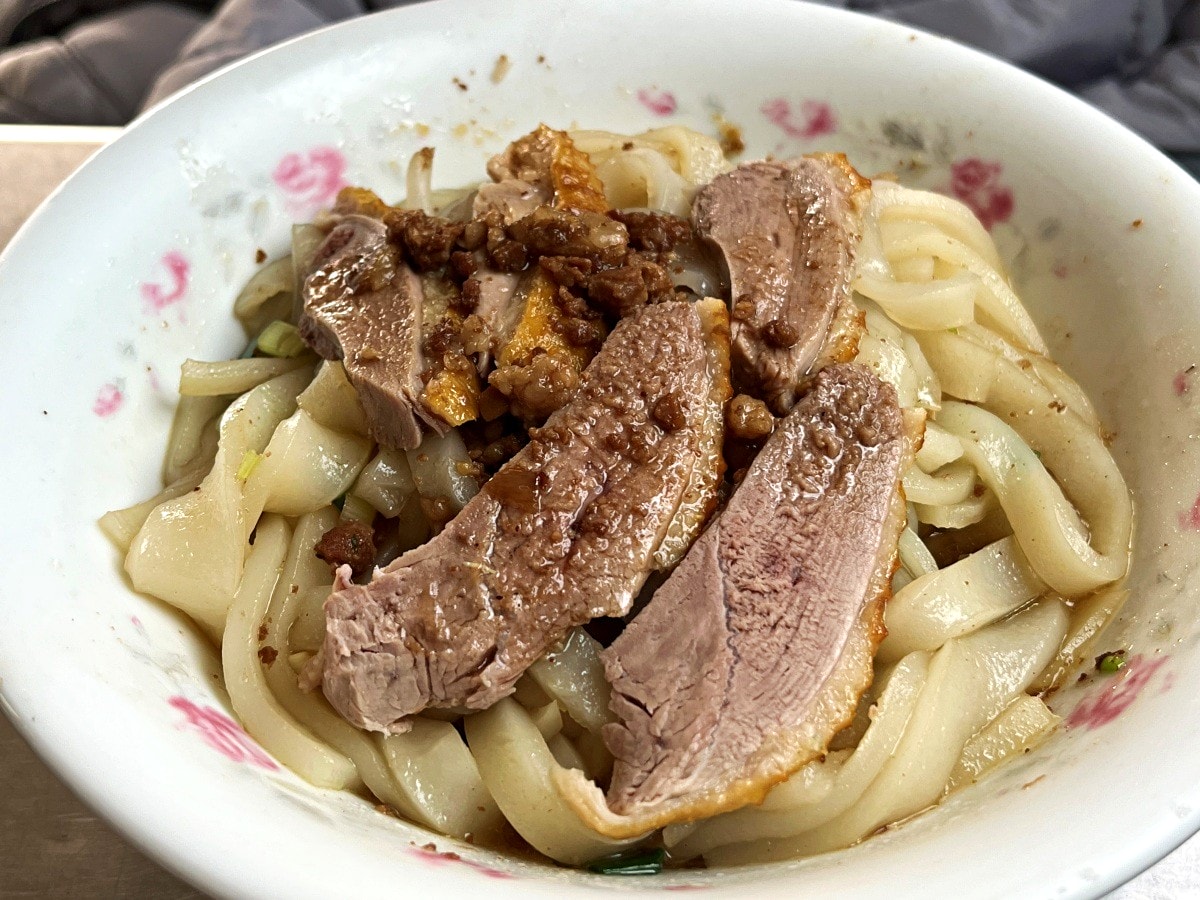 美枝小吃部 – 前鎮無招牌30年老店 | 必吃鴨肉飯 | 招牌肉羹 - 第9張圖 美枝小吃部 – 前鎮無招牌30年老店 | 必吃鴨肉飯 | 招牌肉羹