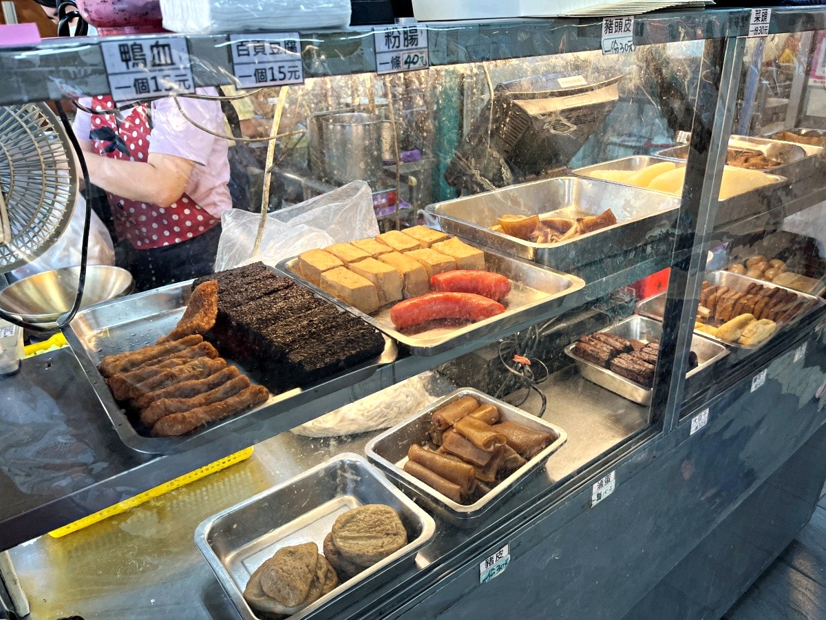 北芳園 牛肉拉麵-鳳山大東店 | 加麵不加價超美味手工刀削麵 | 必需要推的平價美味
